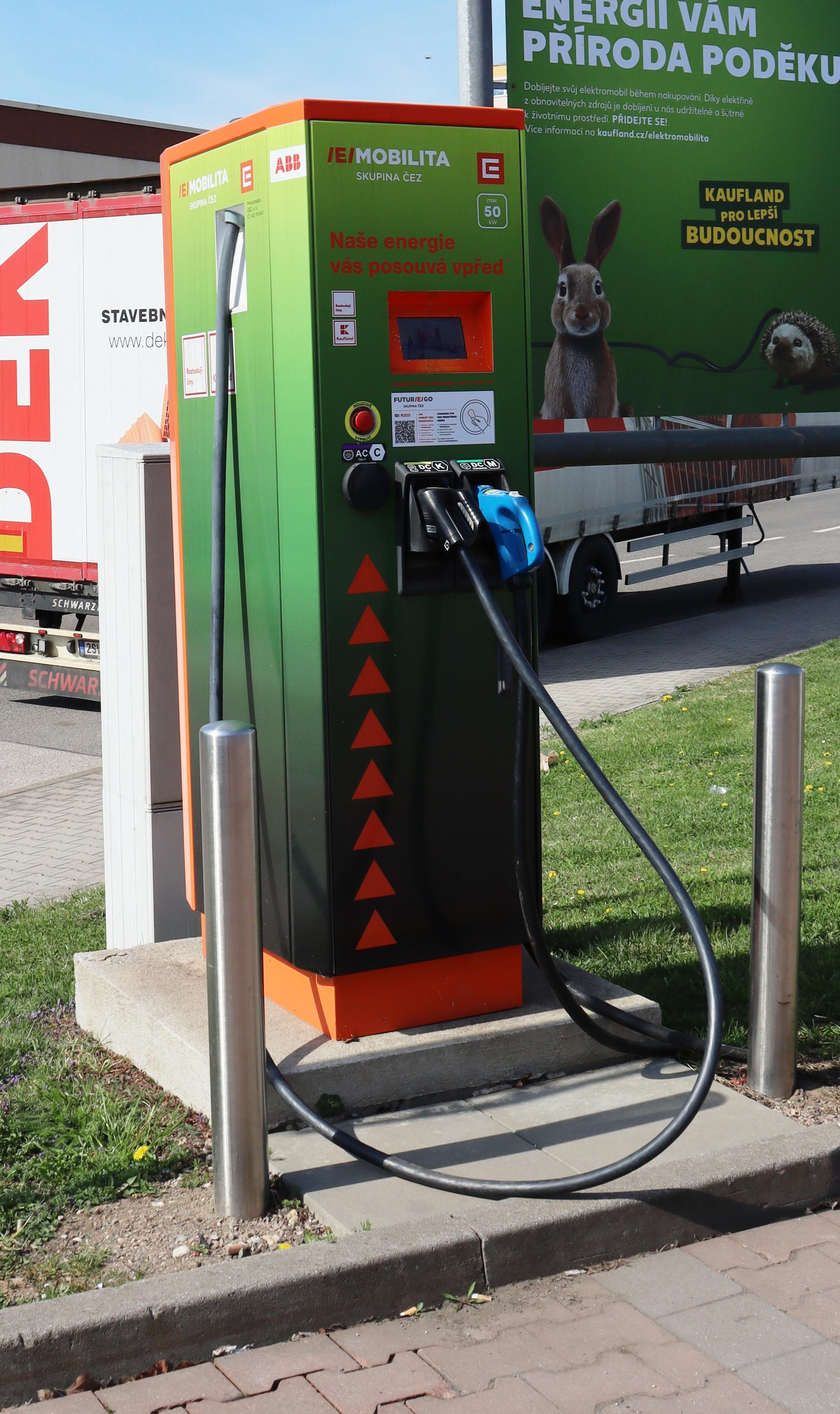 Nabíjecí stanice ČEZ foto 6