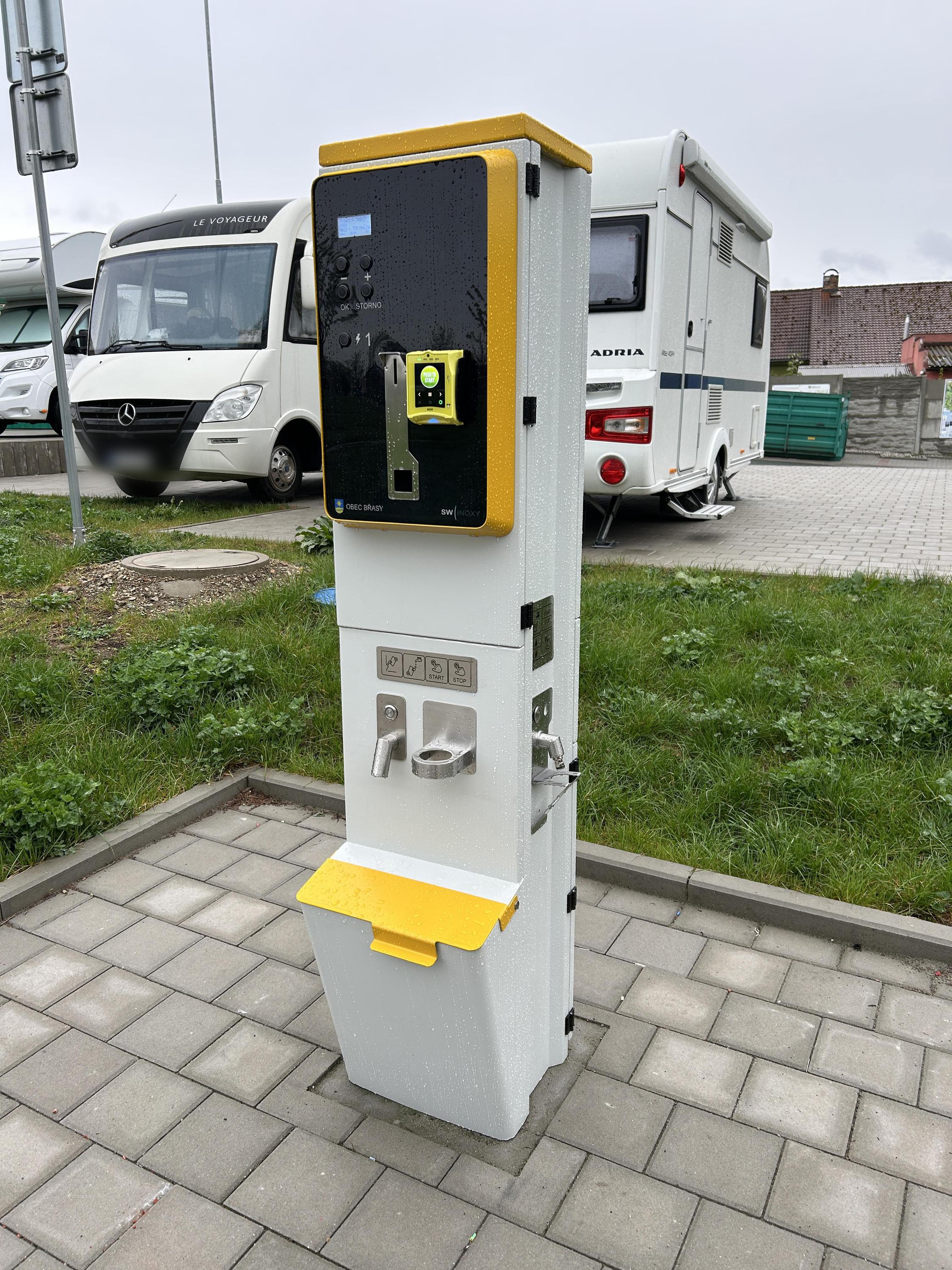 Stellplatz Ultramarinka Břasy foto 3