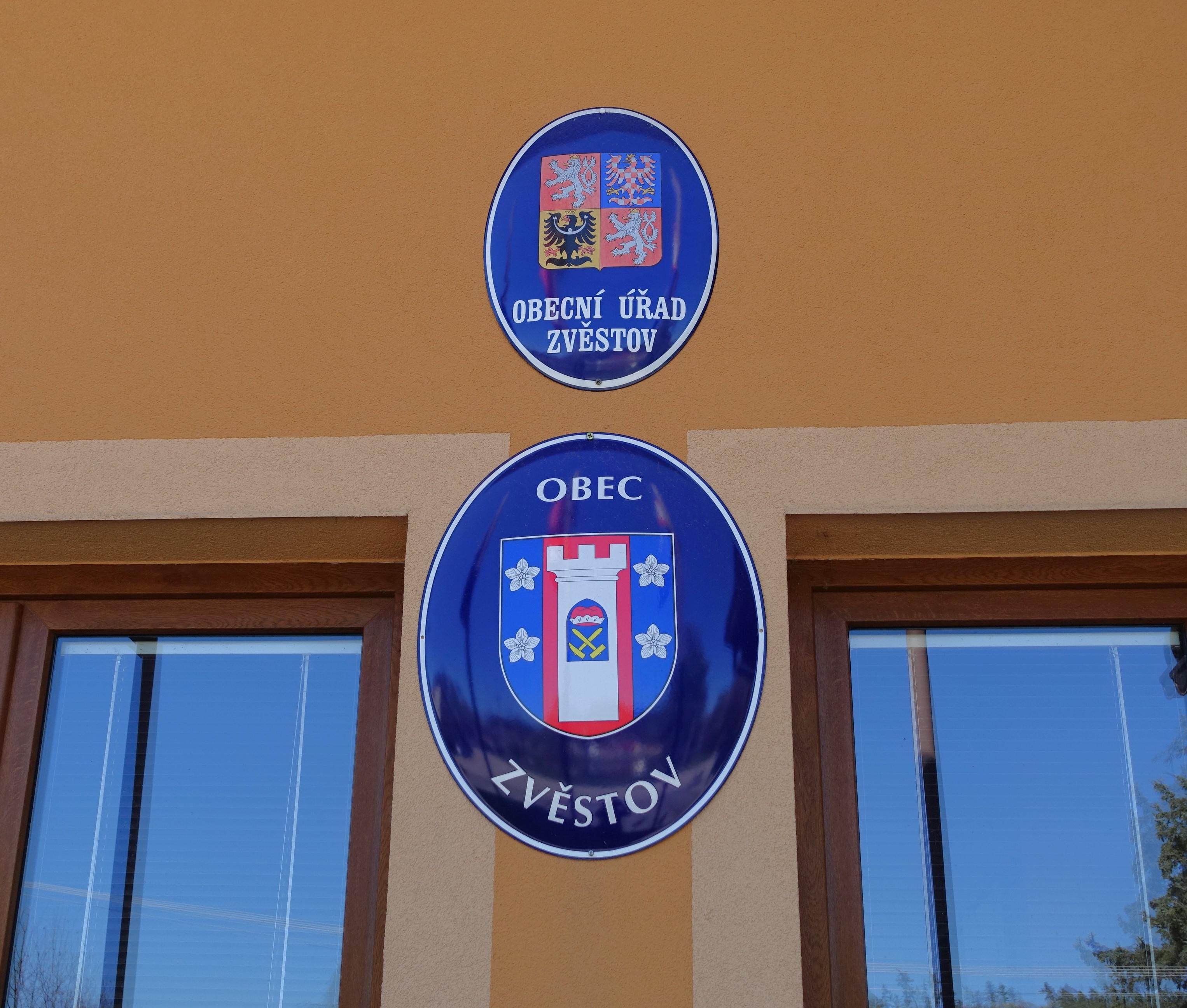 Zvěstov - obecní úřad foto 3