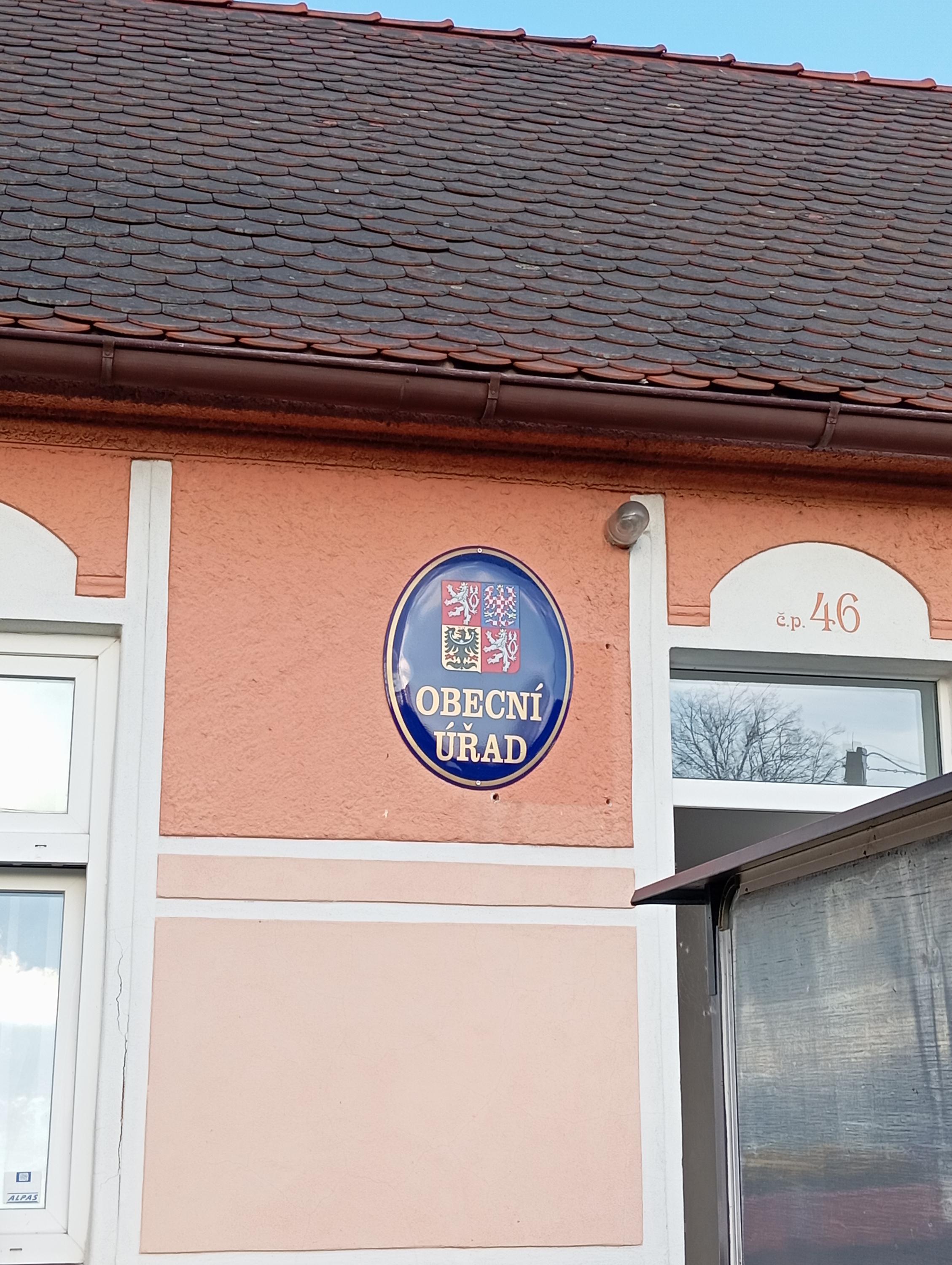 Roudná - obecní úřad foto 3