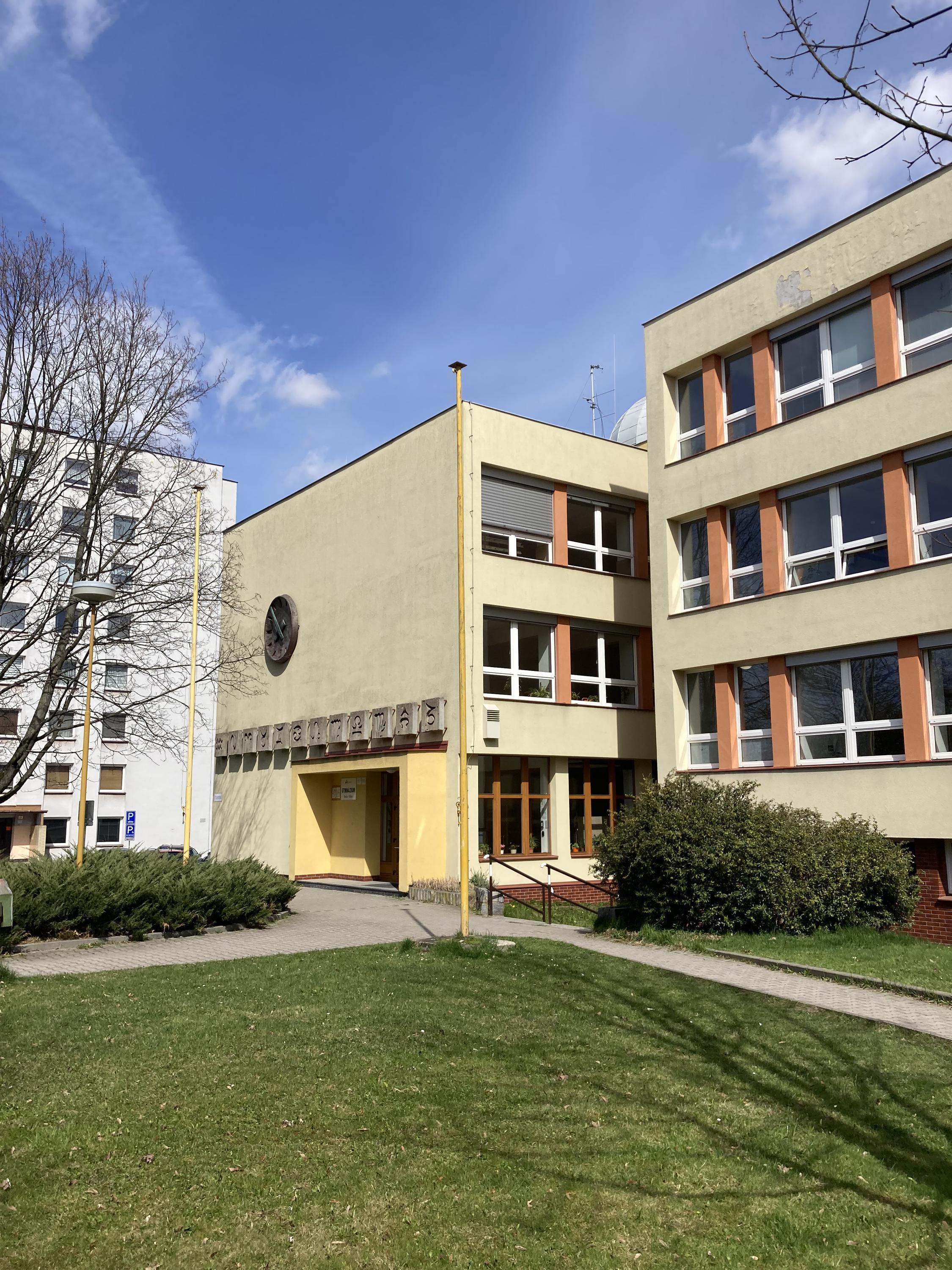 Gymnázium Havířov - Podlesí foto 2