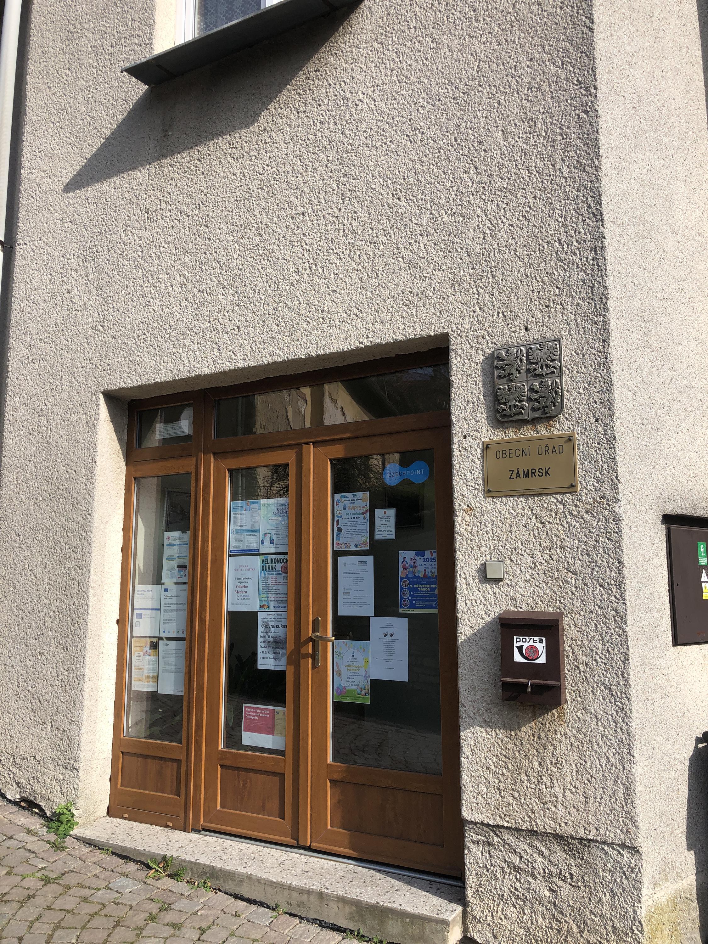 Zámrsk - obecní úřad foto 1