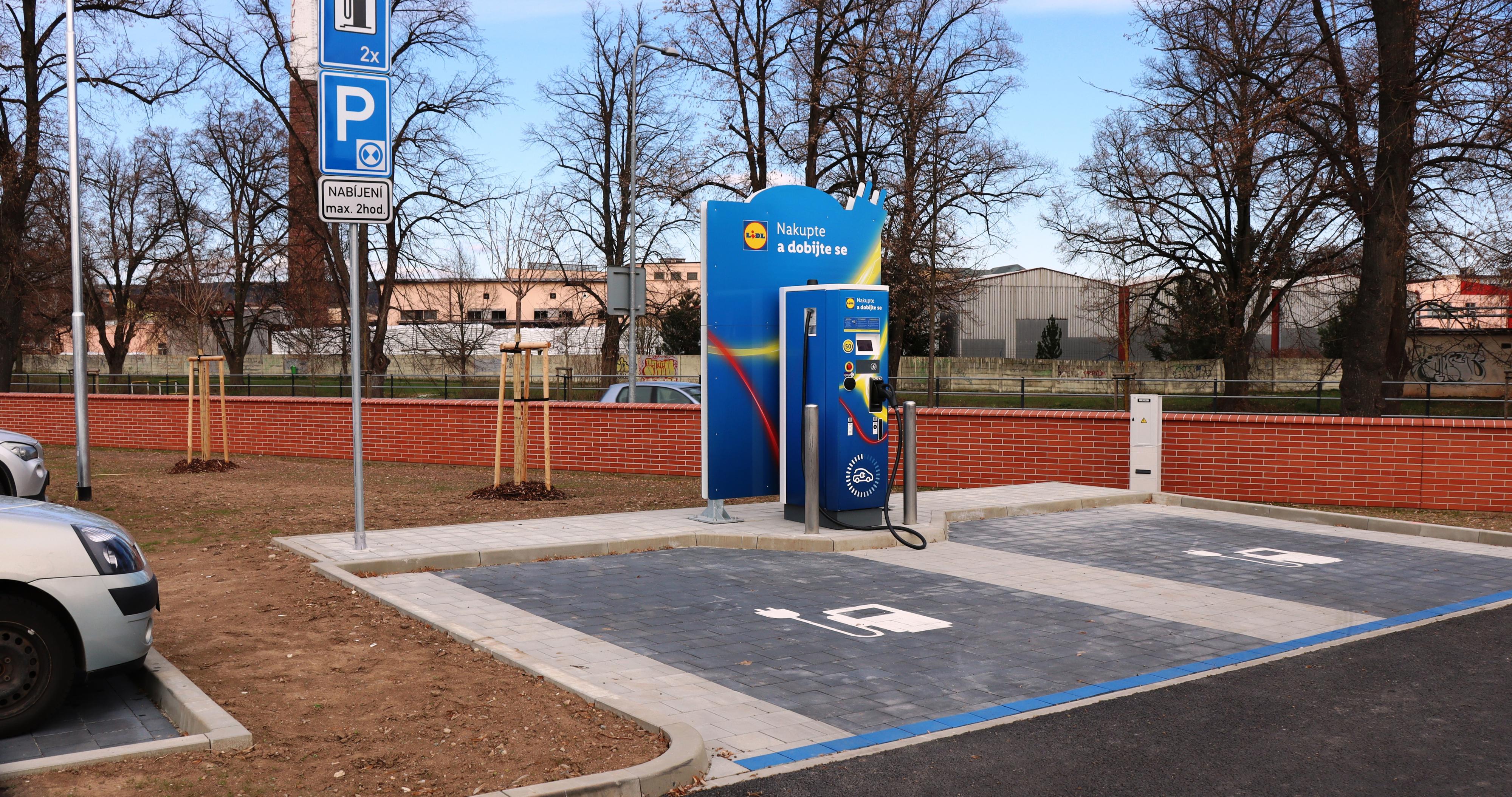 Nabíjecí stanice Lidl