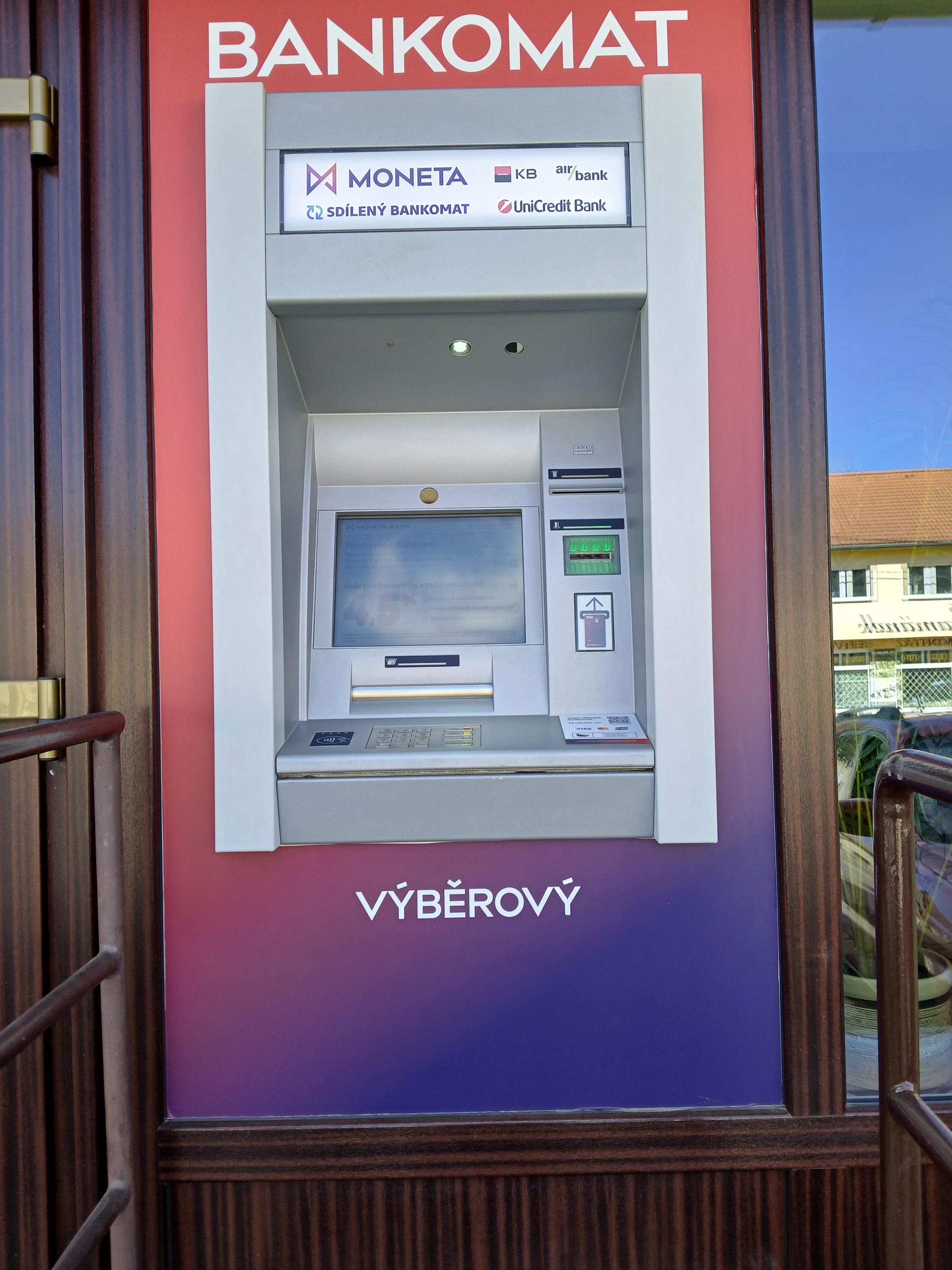 Bankomat MONETA Money Bank foto 1