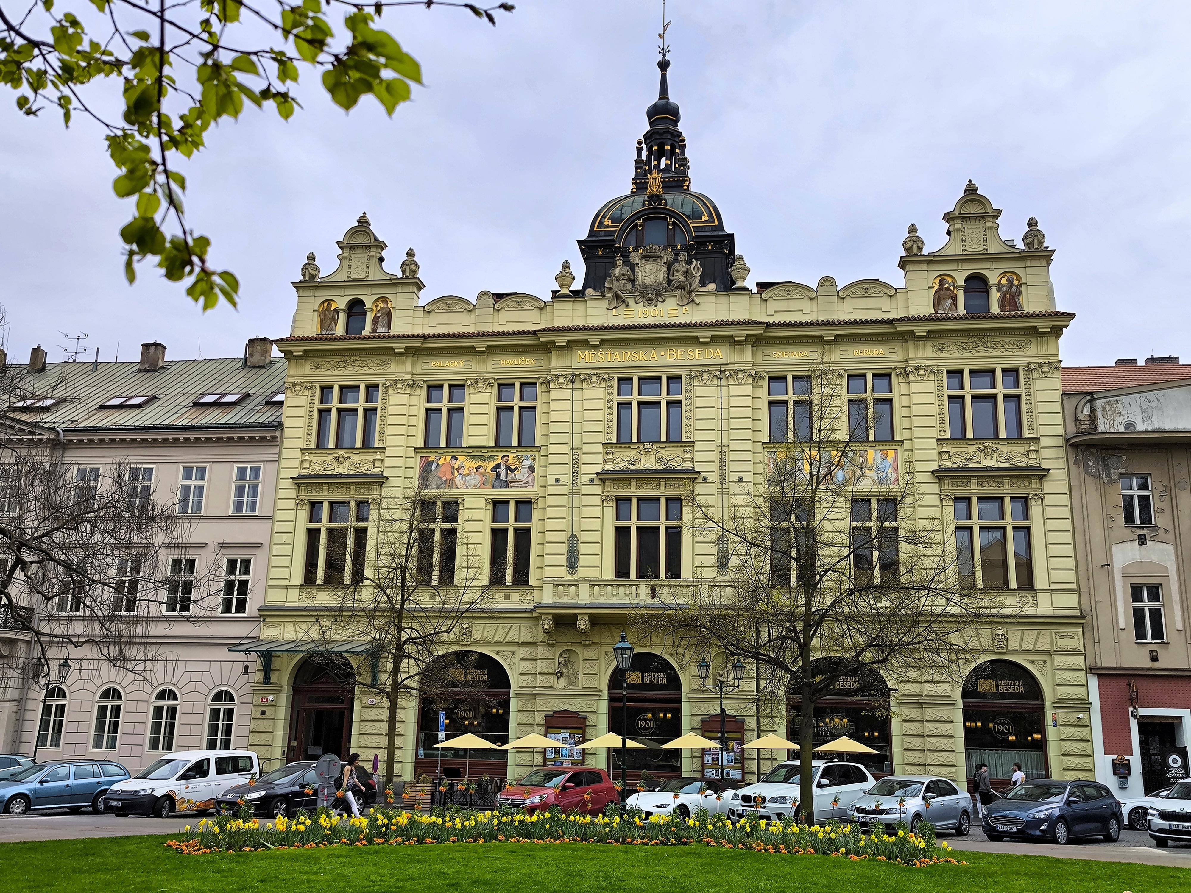Kino Beseda foto 2