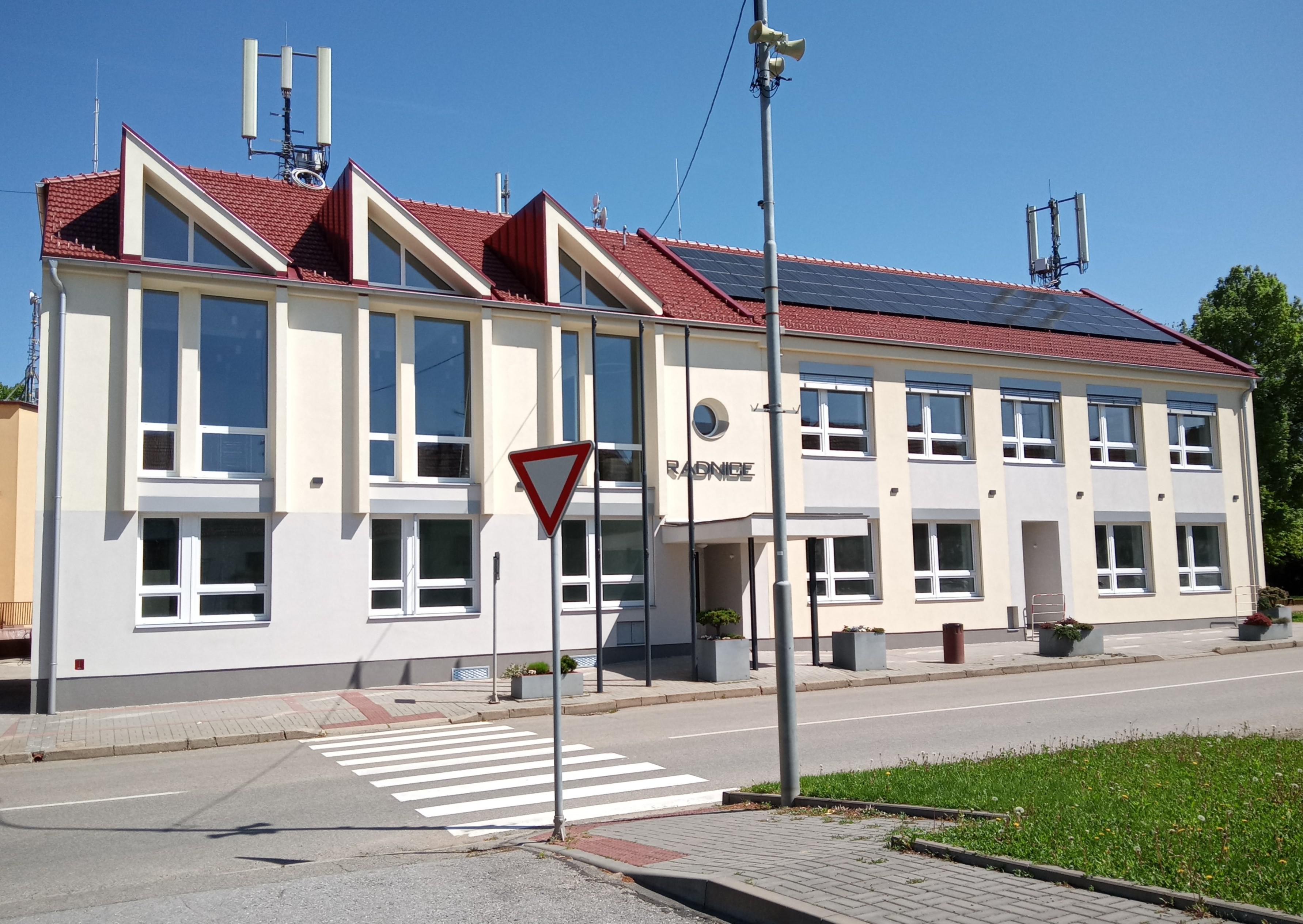 Velké Bílovice - městský úřad foto 3