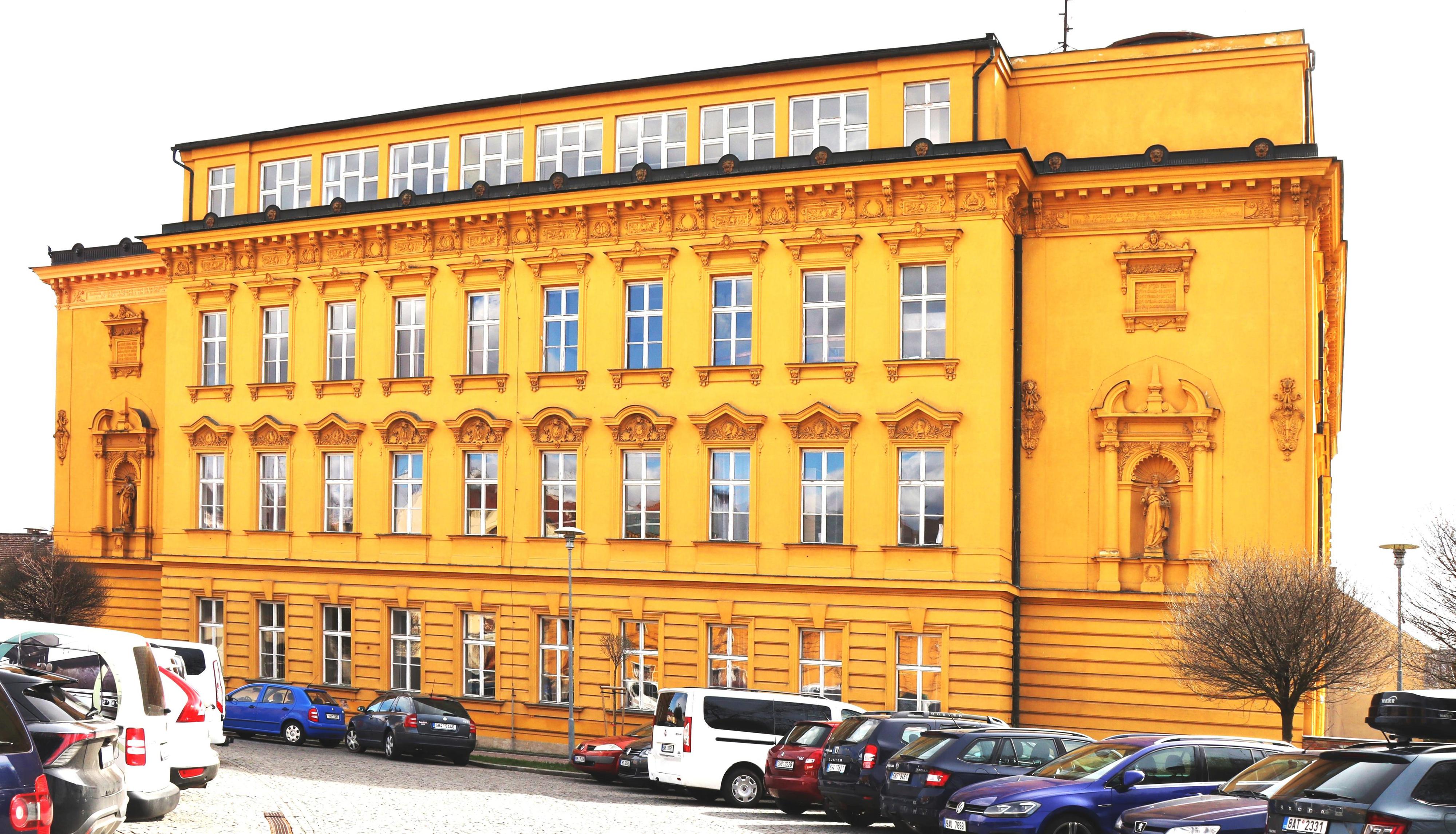 Gymnázium Dvůr Králové nad Labem foto 5