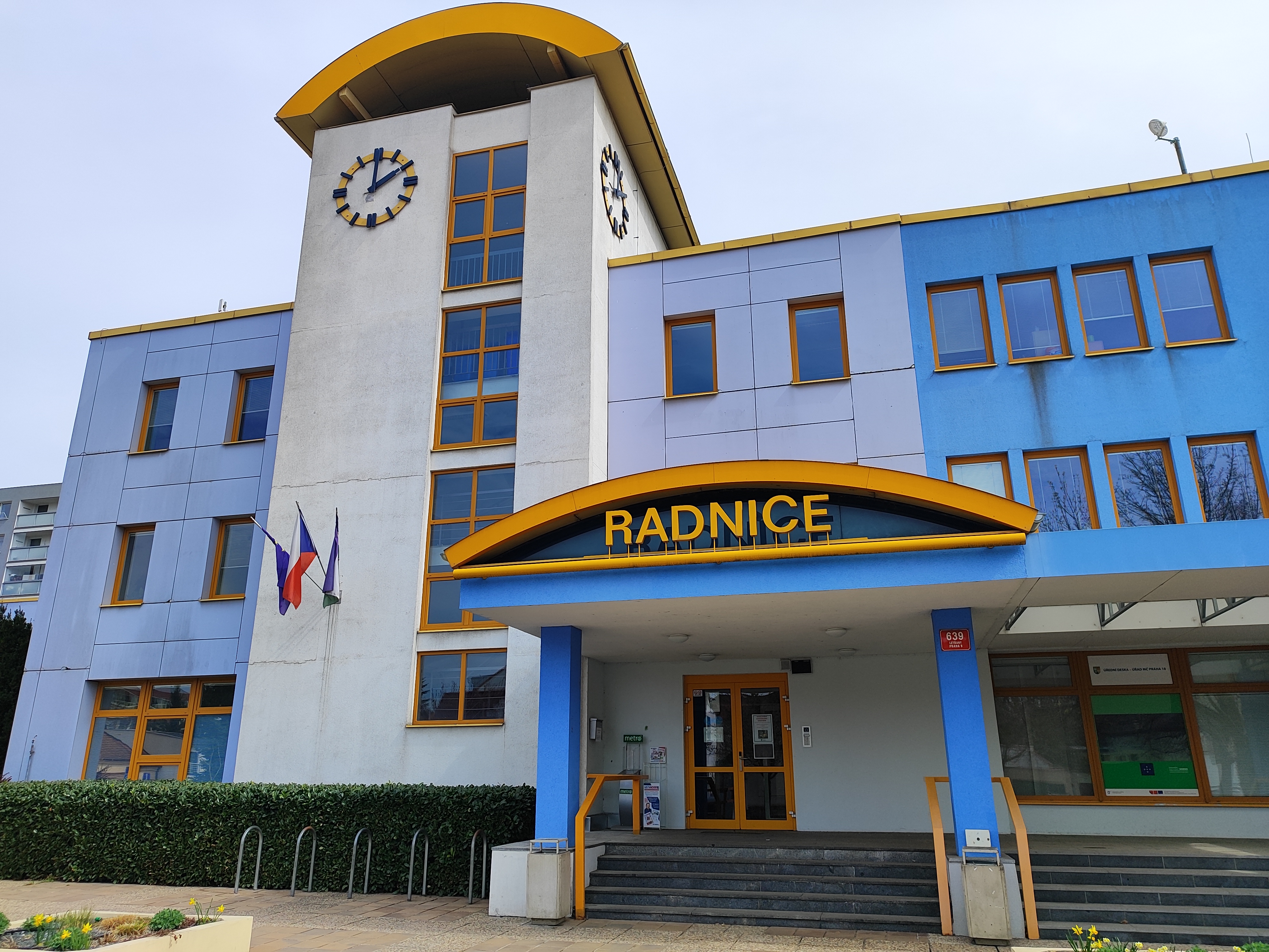 Úřad městské části Praha 18 foto 4