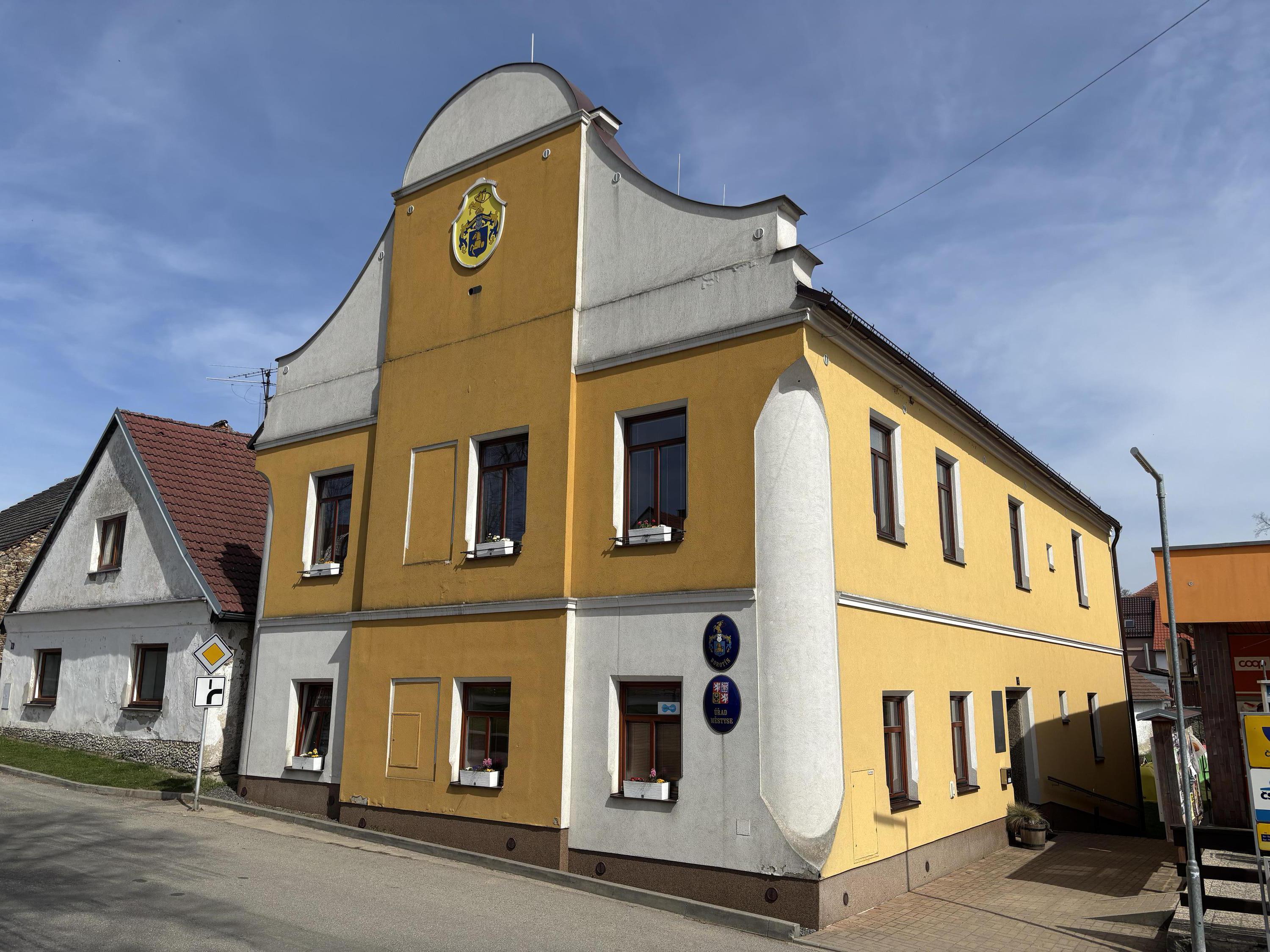 Borotín - úřad městyse