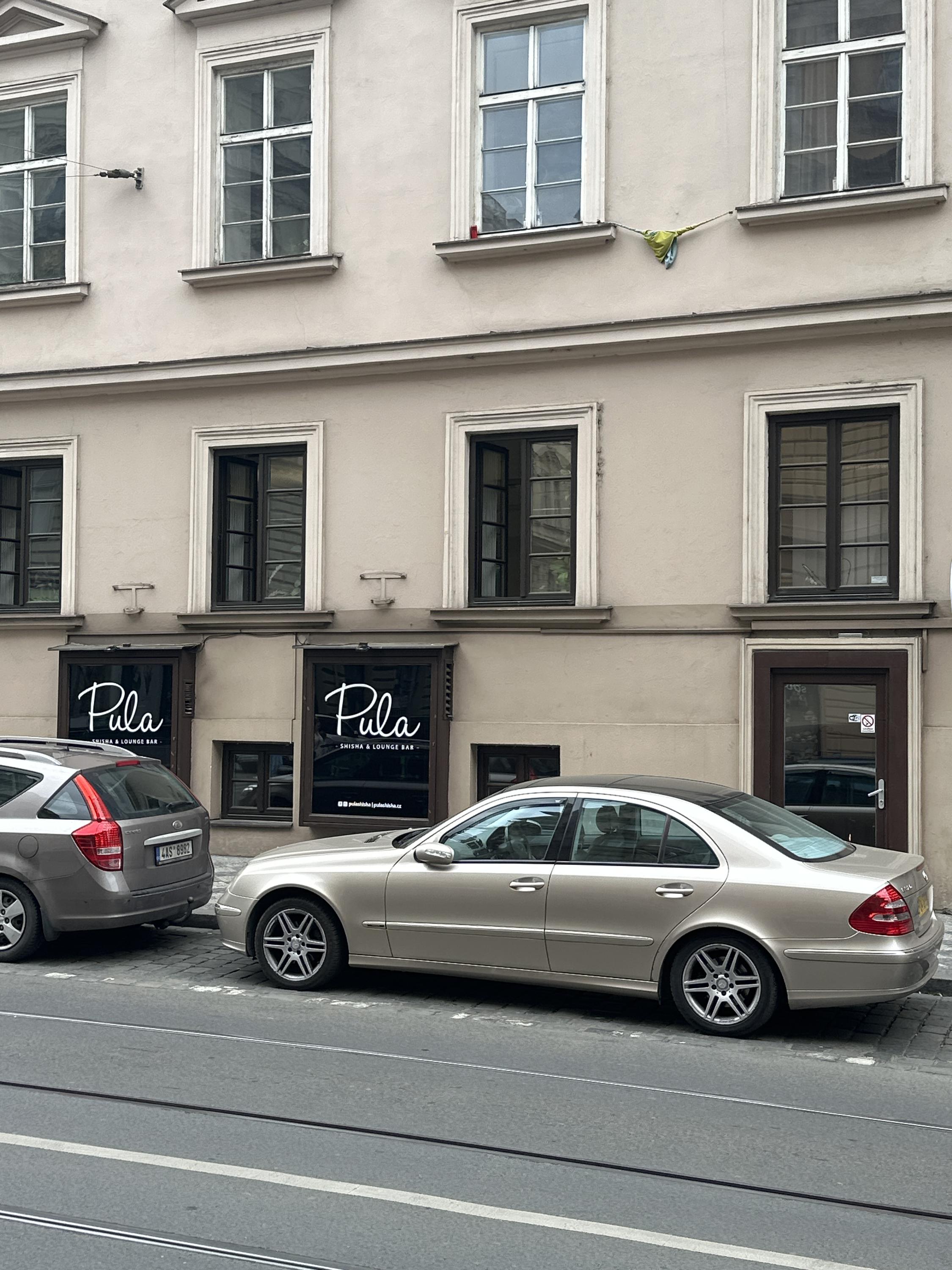 Pula - Shisha & Lounge bar foto 2