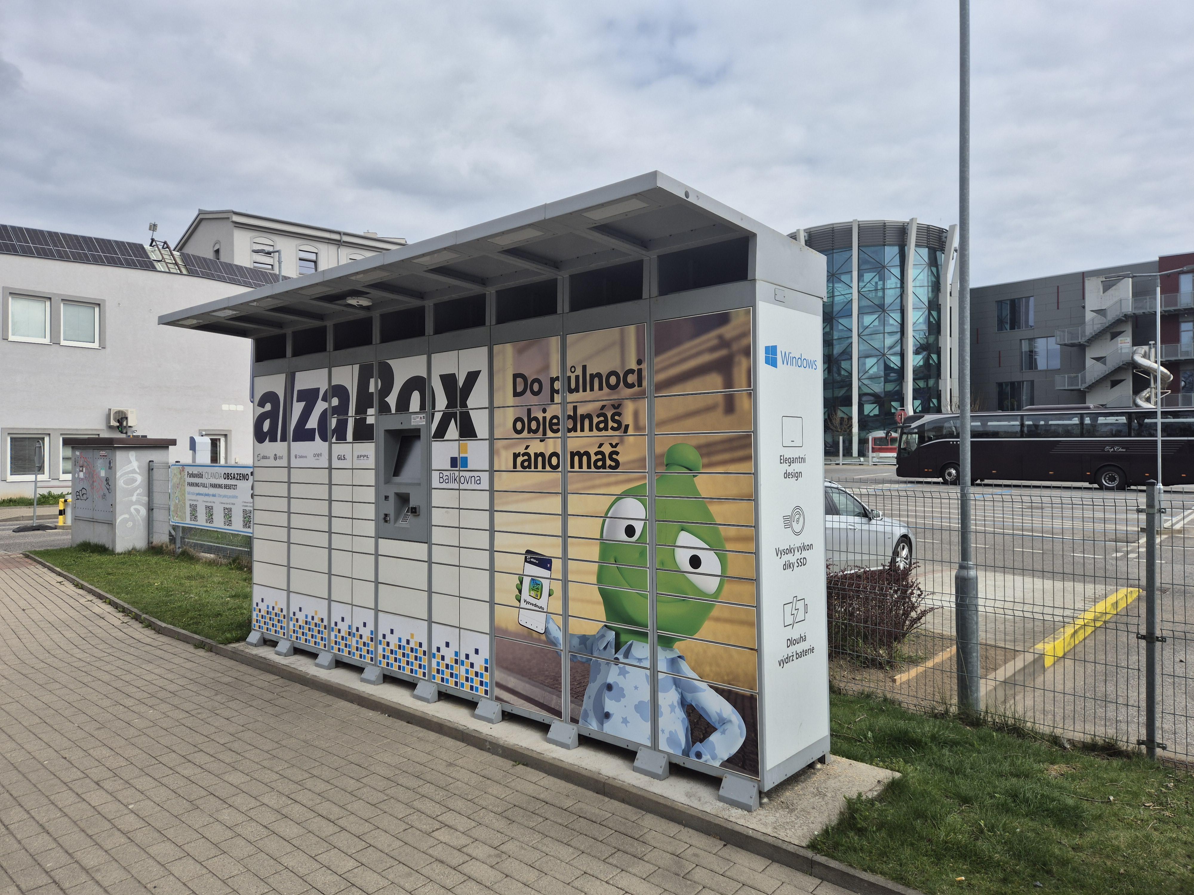 AlzaBox