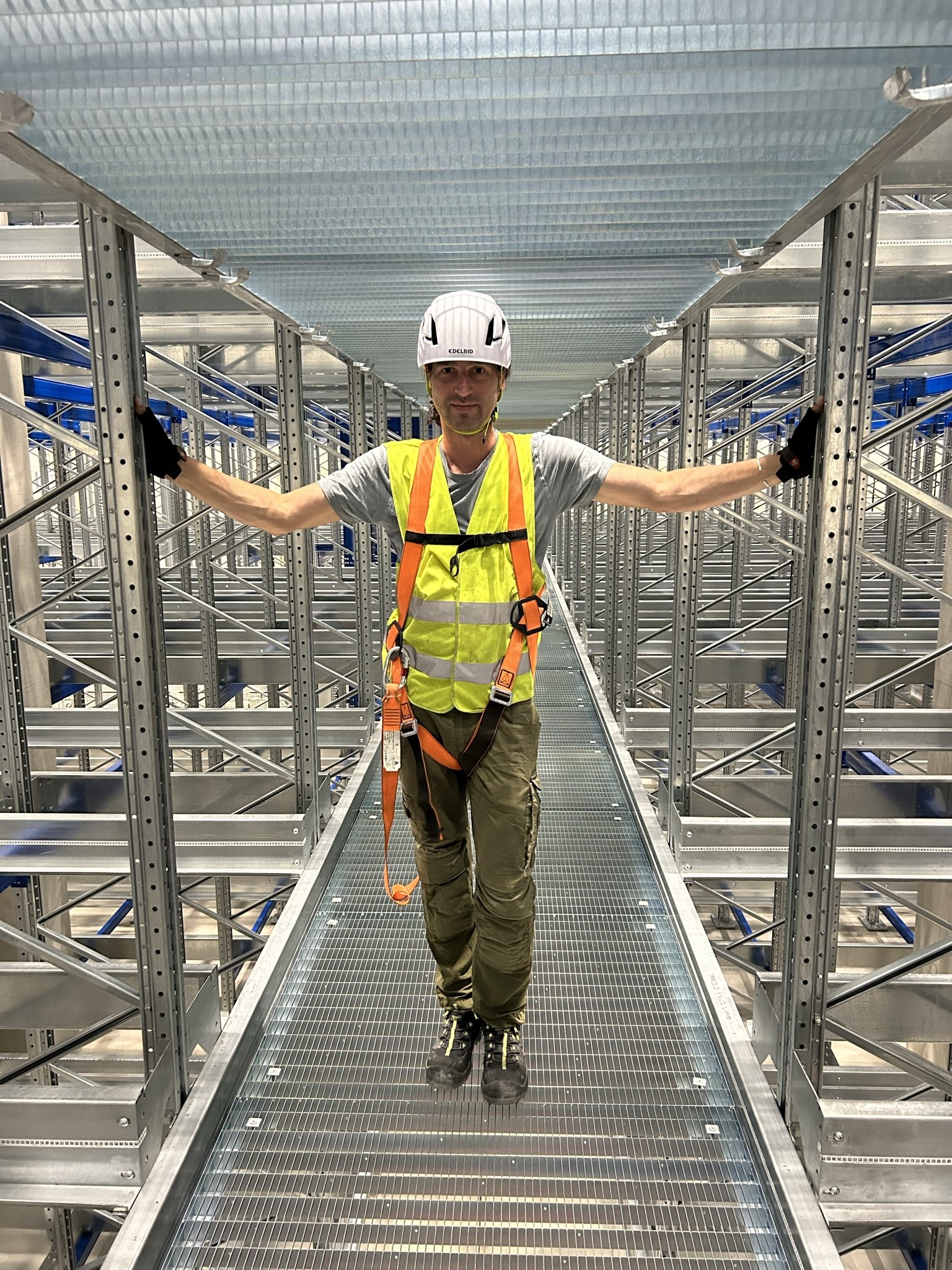 montážní parta foto 3