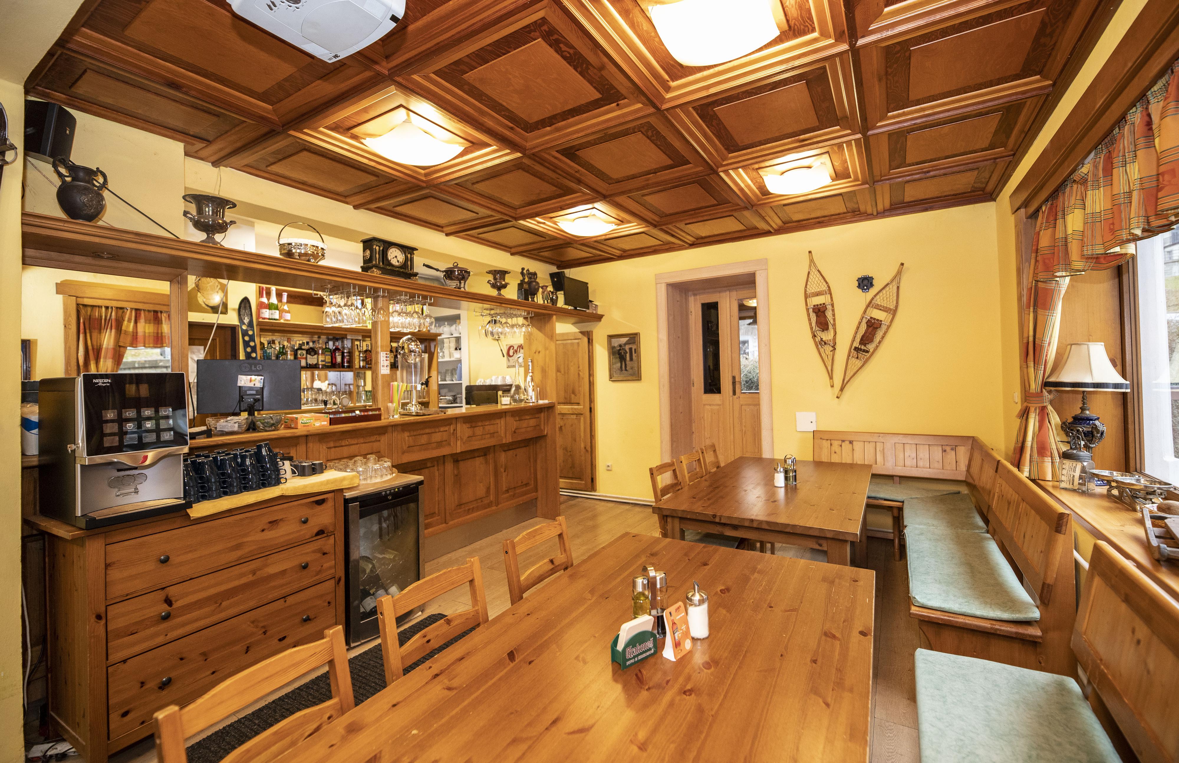 Restaurace Černá Hora -  Penzión Adélka foto 4