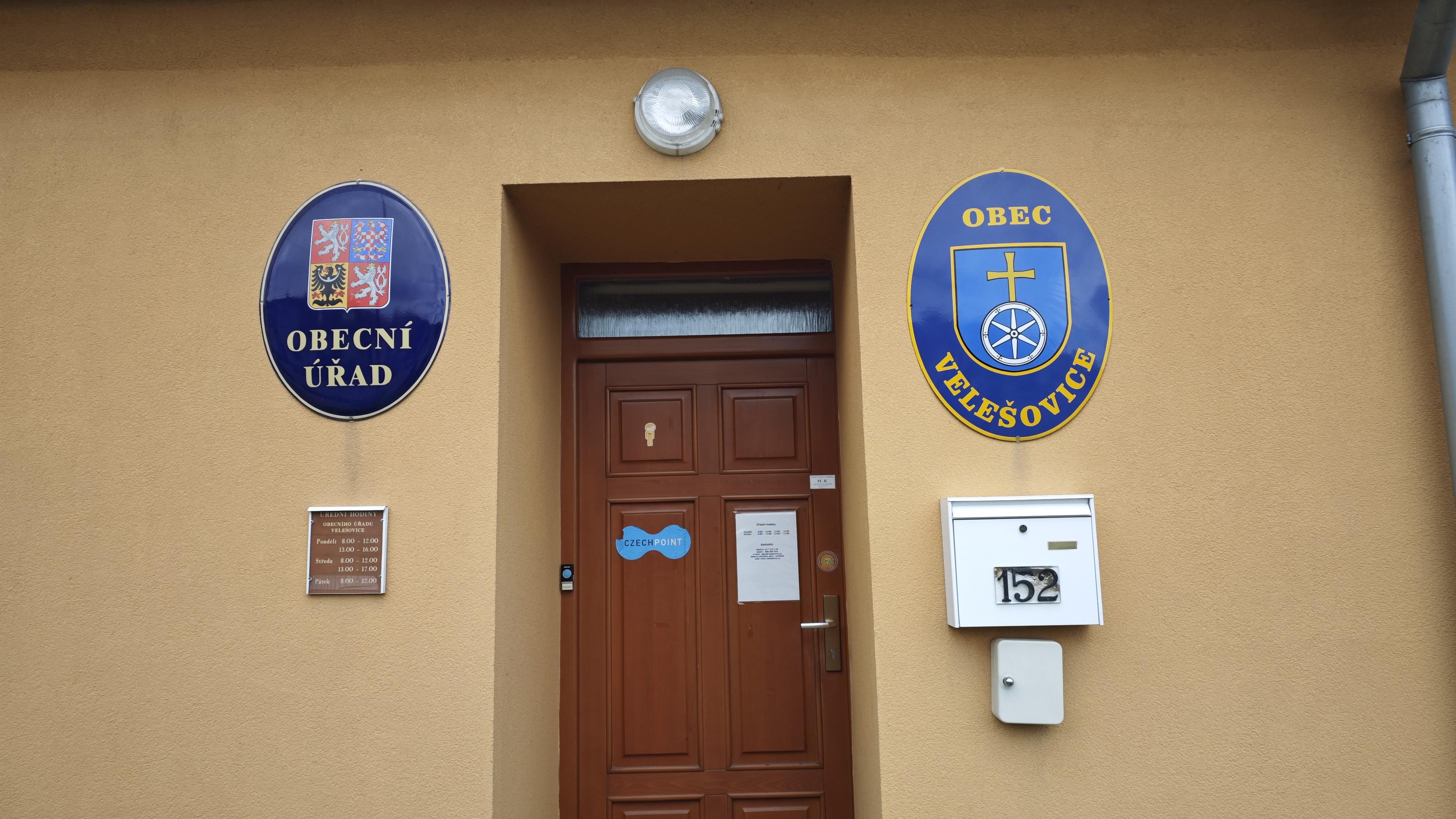 Velešovice - obecní úřad foto 2