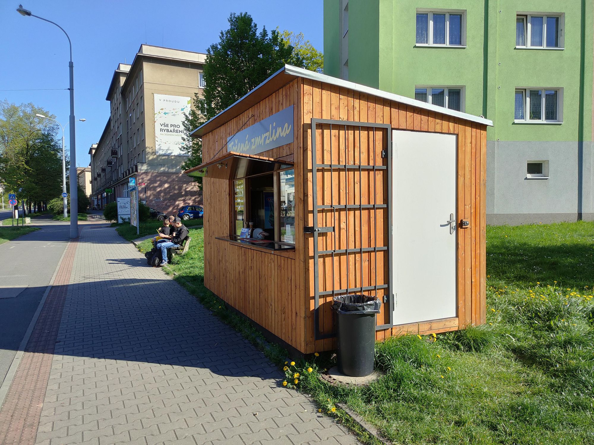 Zmrzlinový stánek Koterovská foto 2