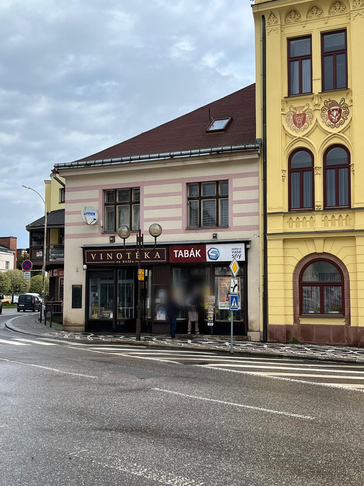 Vinotéka Na růžku foto 3