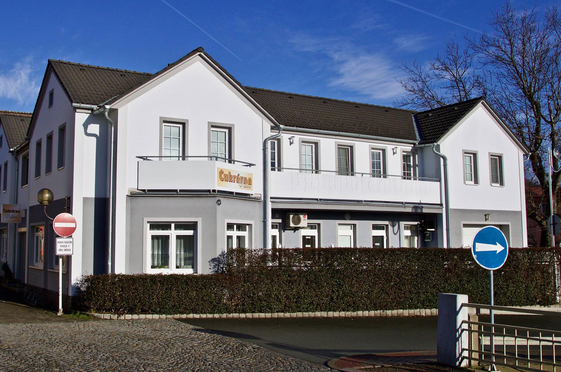 CUKRÁRNA V ULIČCE