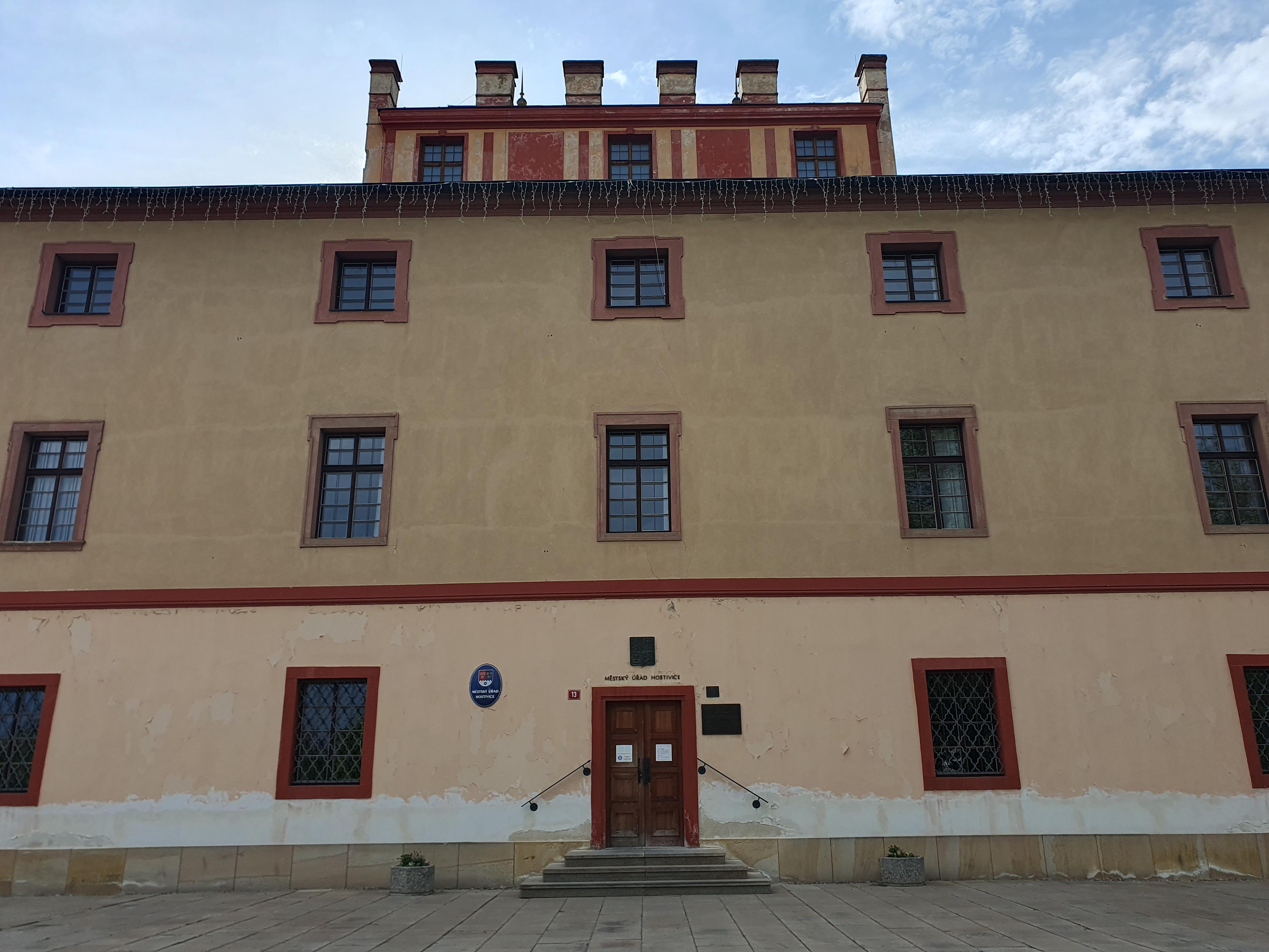 Hostivice - městský úřad foto 3
