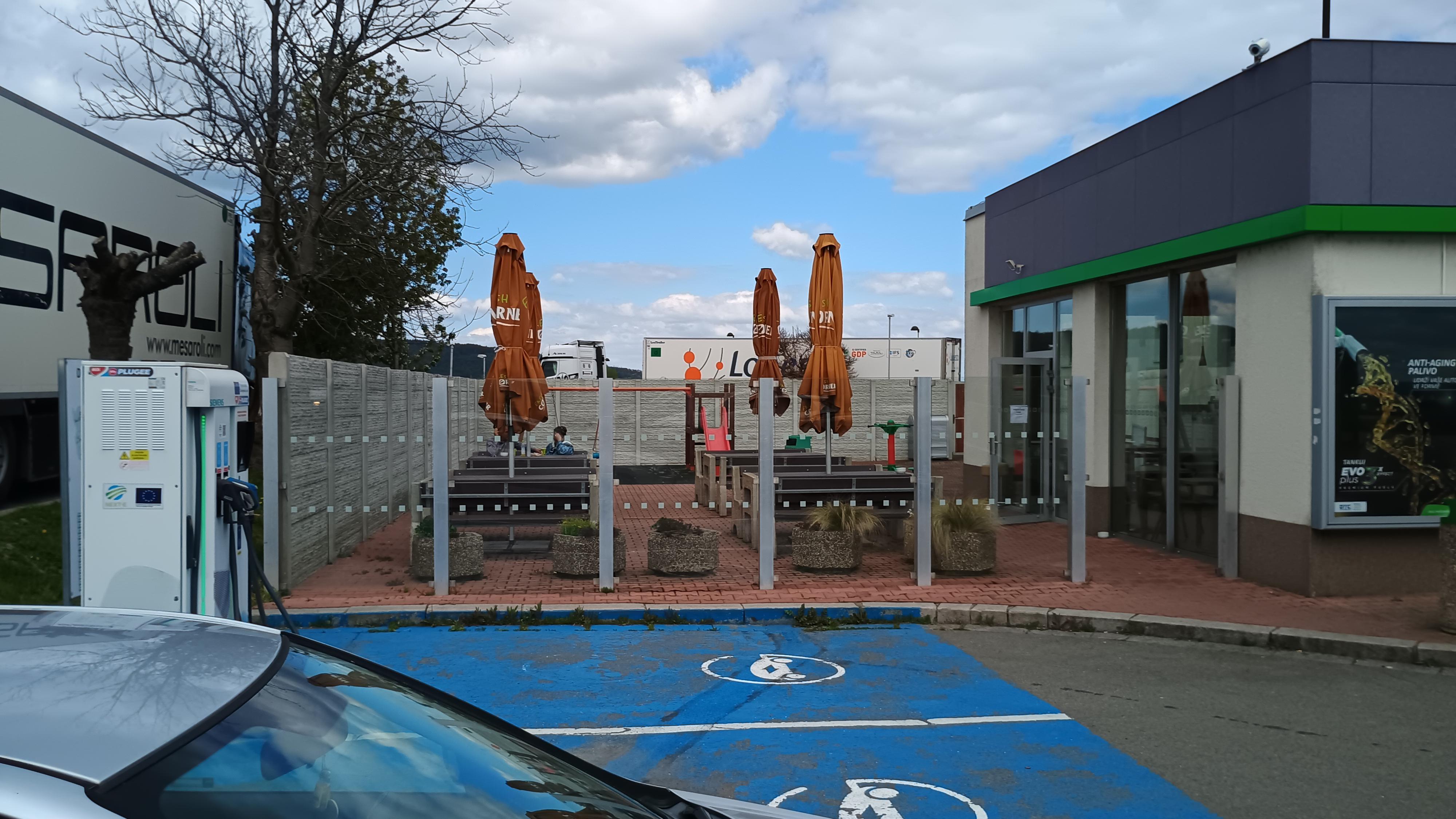 MOL - Nabíjecí stanice