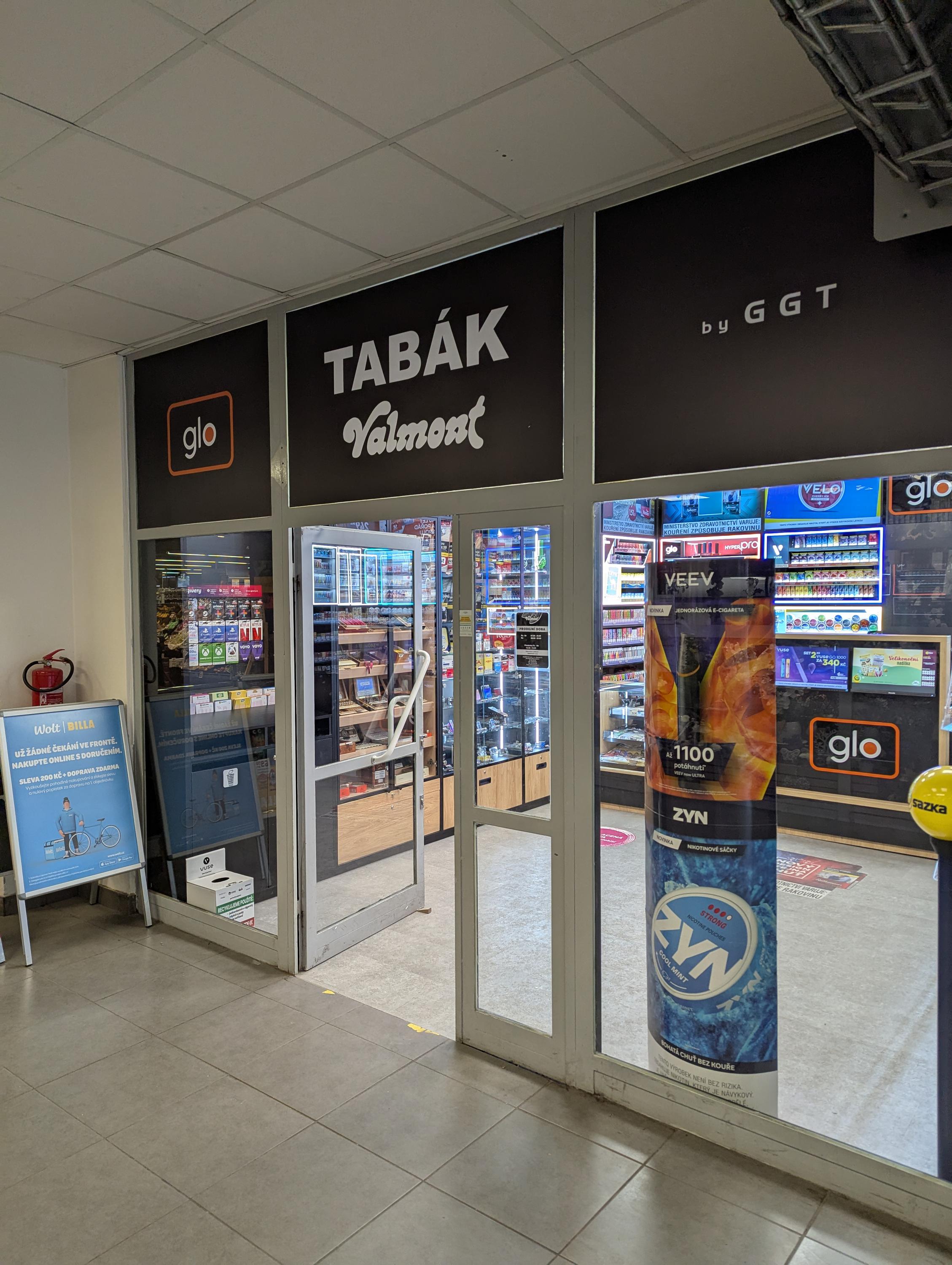 Tabák Valmont foto 2