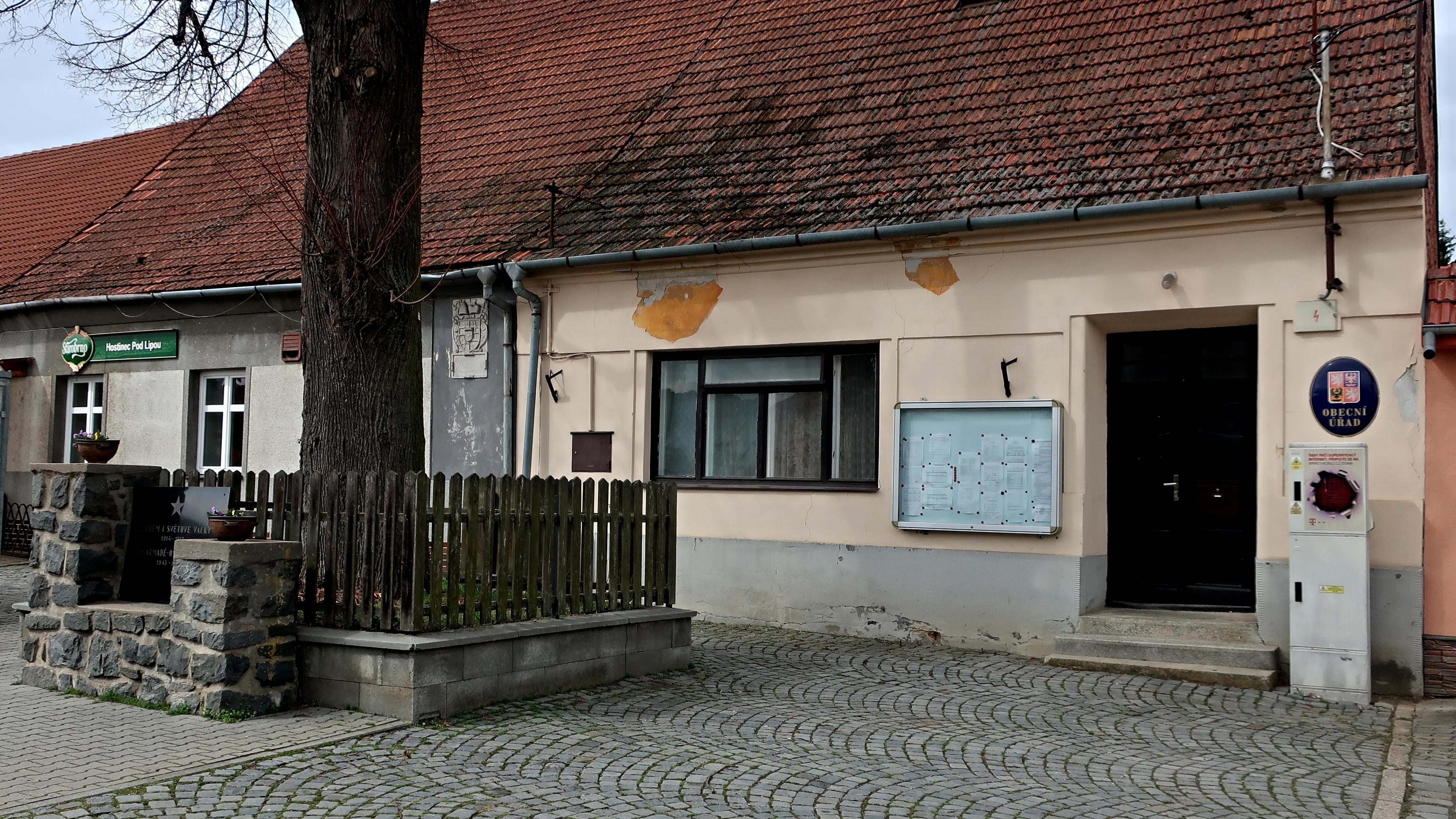 Tučapy - obecní úřad