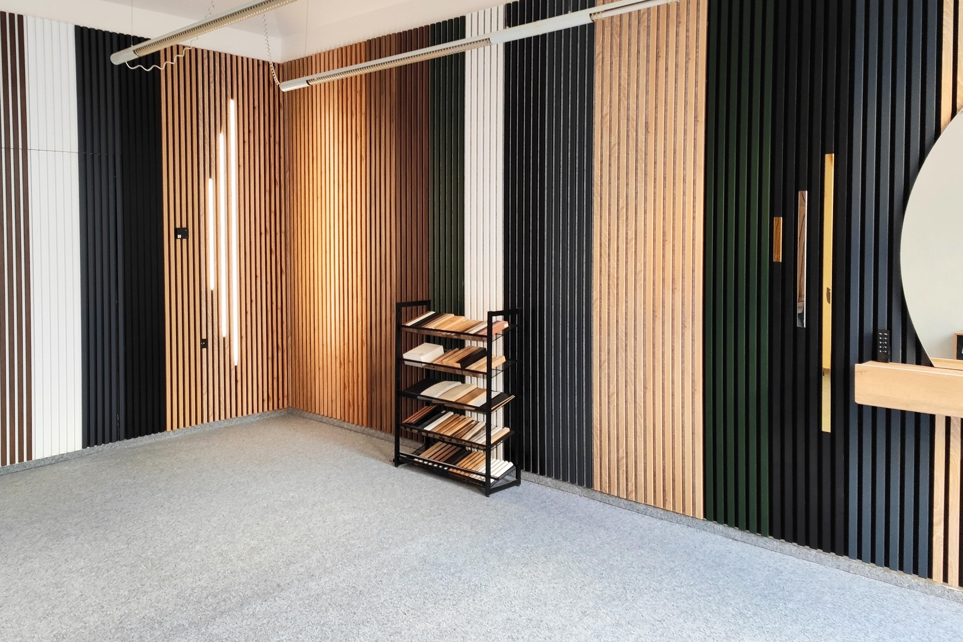 Vyzvedněte si lamelové panely zdarma v Praze 4