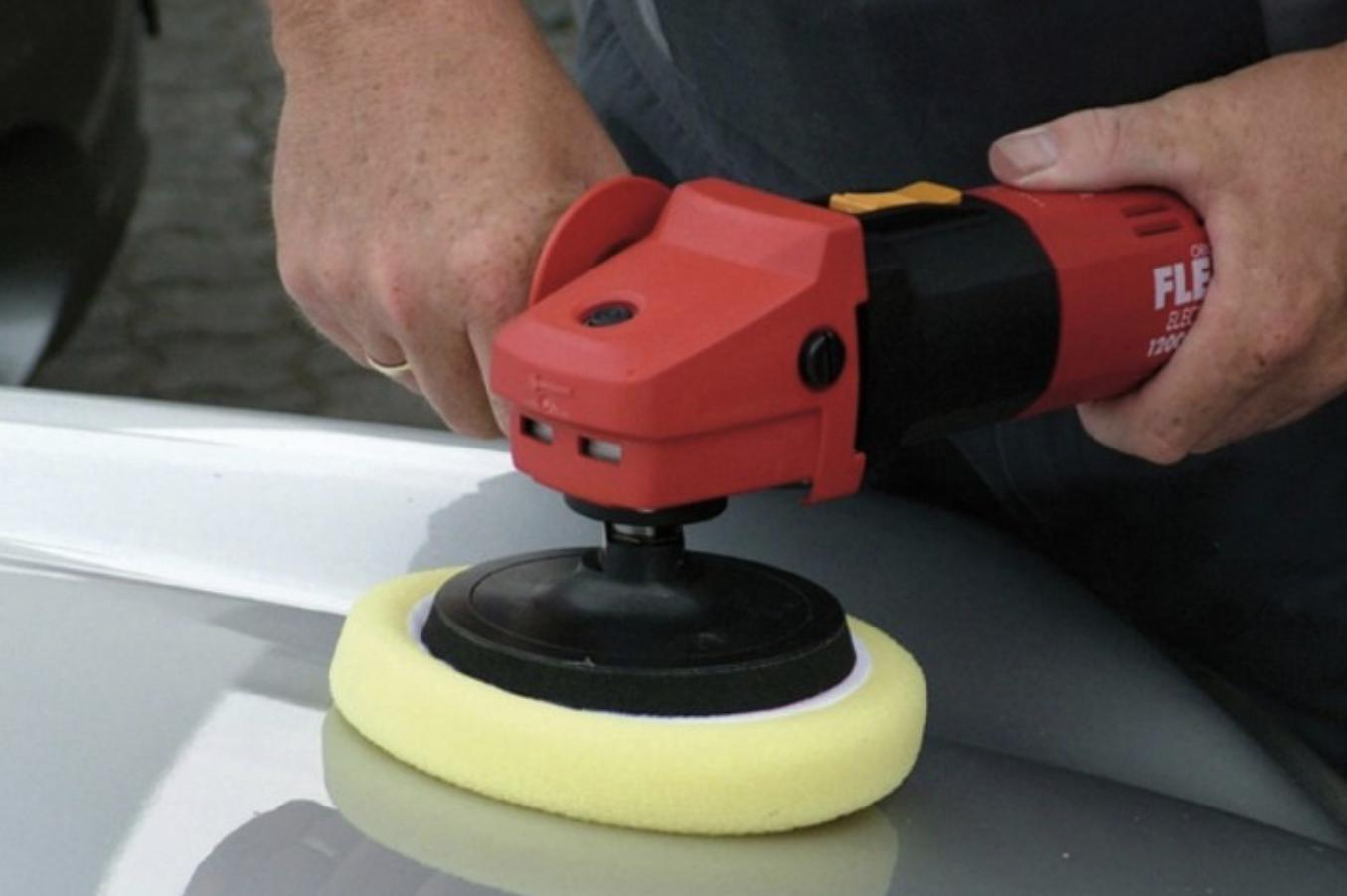 Opravy laku auta Praha - rychle a levně