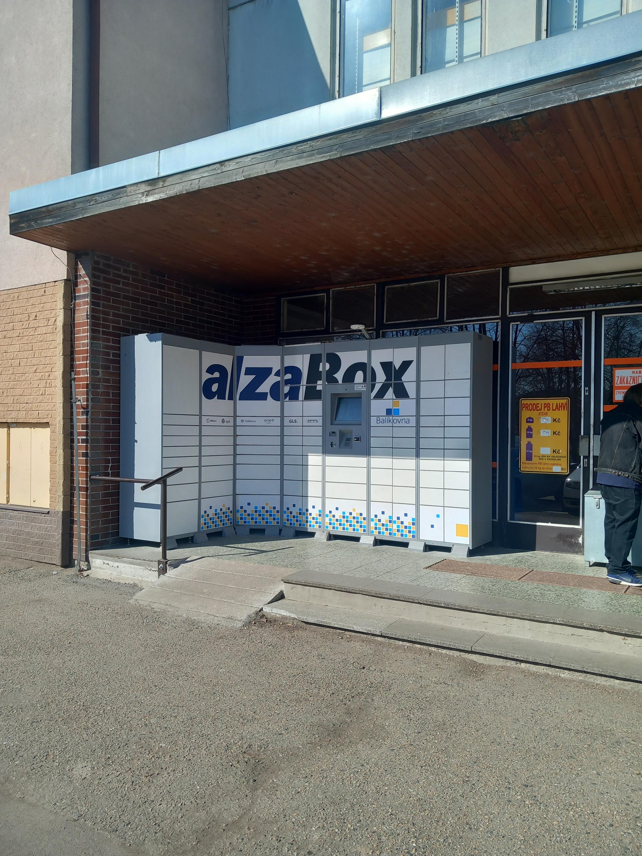AlzaBox foto 2