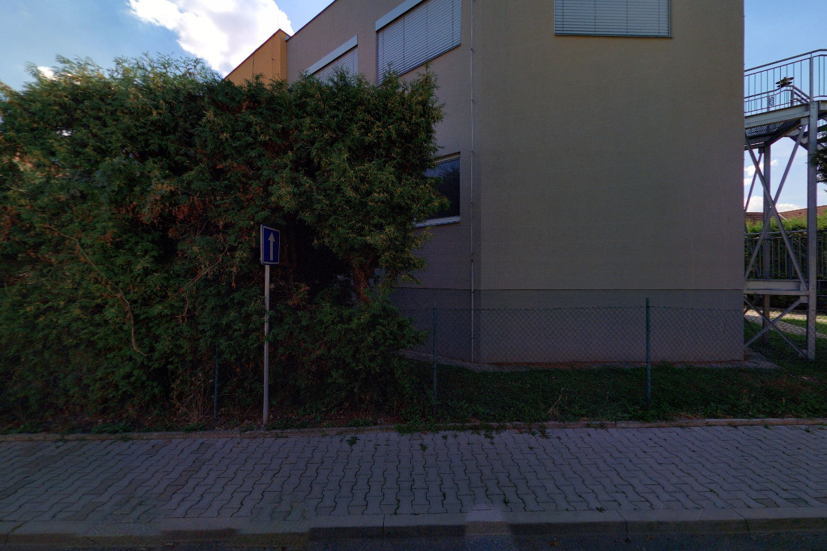 Školní jídelna Roztoky