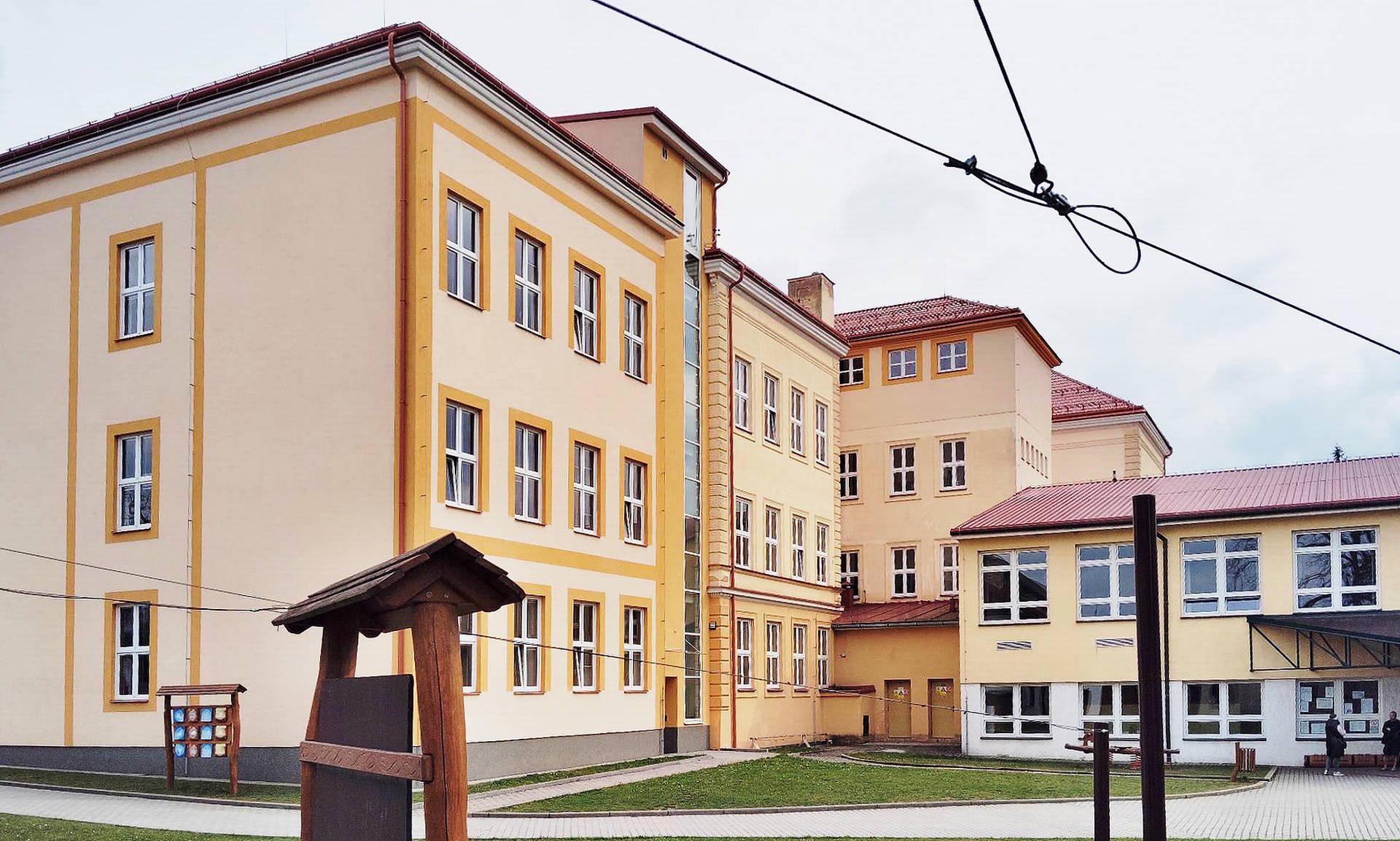 ZŠ Dačice, Komenského foto 5