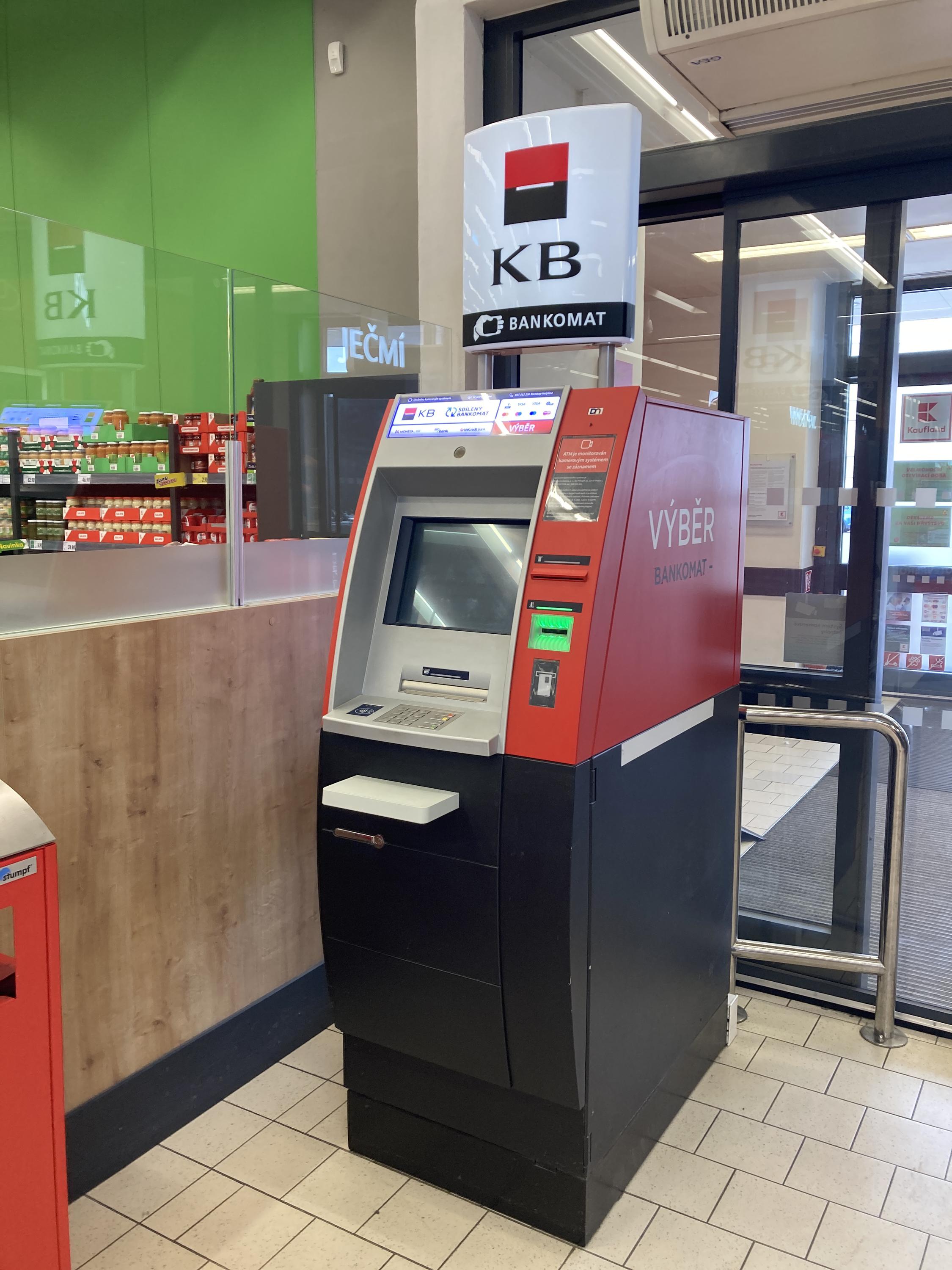 Bankomat Komerční banky foto 2