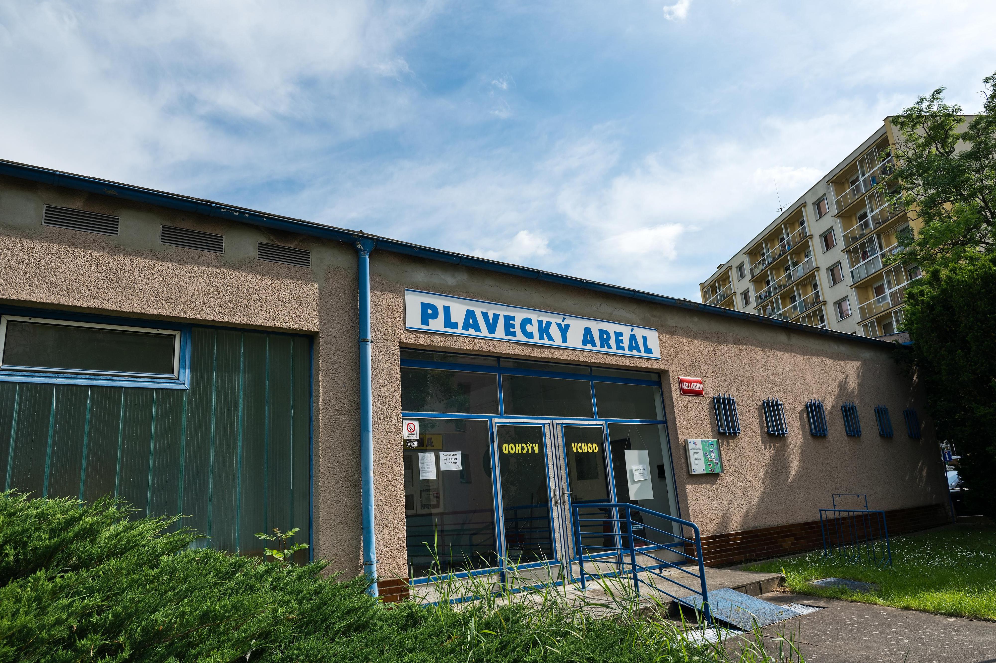 Plavecký areál Jaroměř