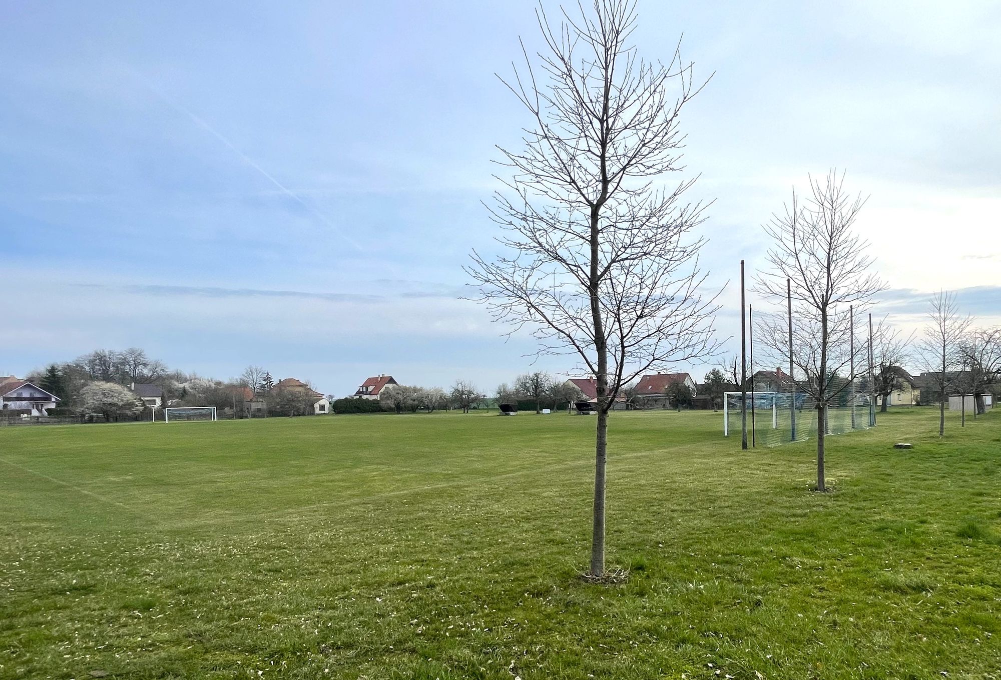 Fotbalové hřiště Východní foto 1