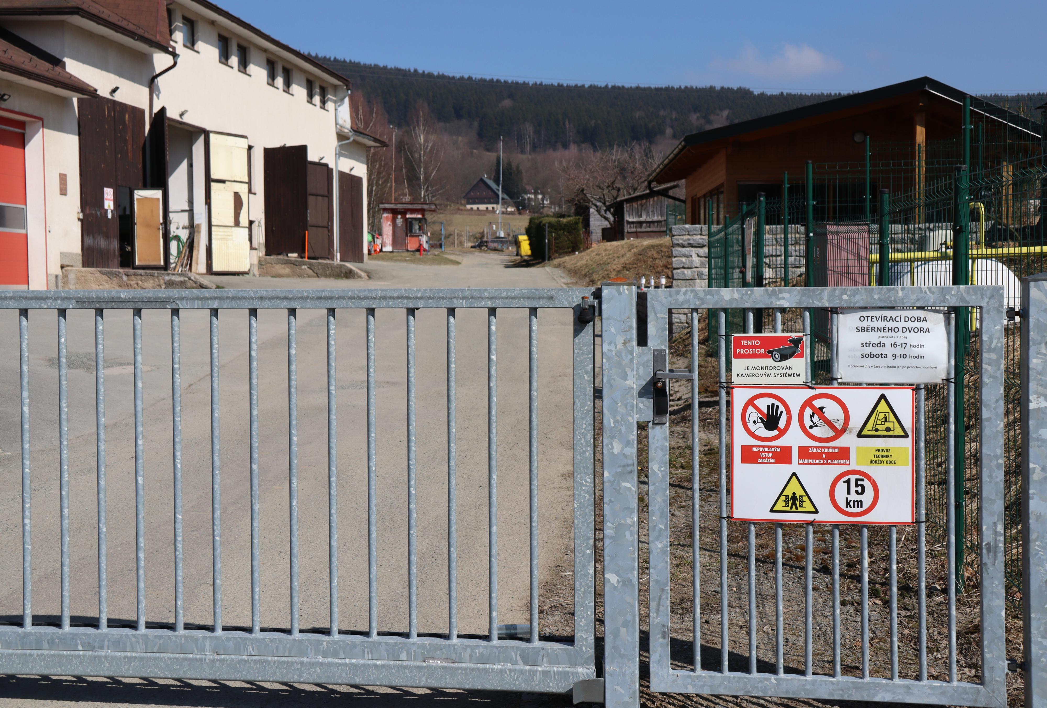 Sběrné místo Deštné v Orlických horách foto 3