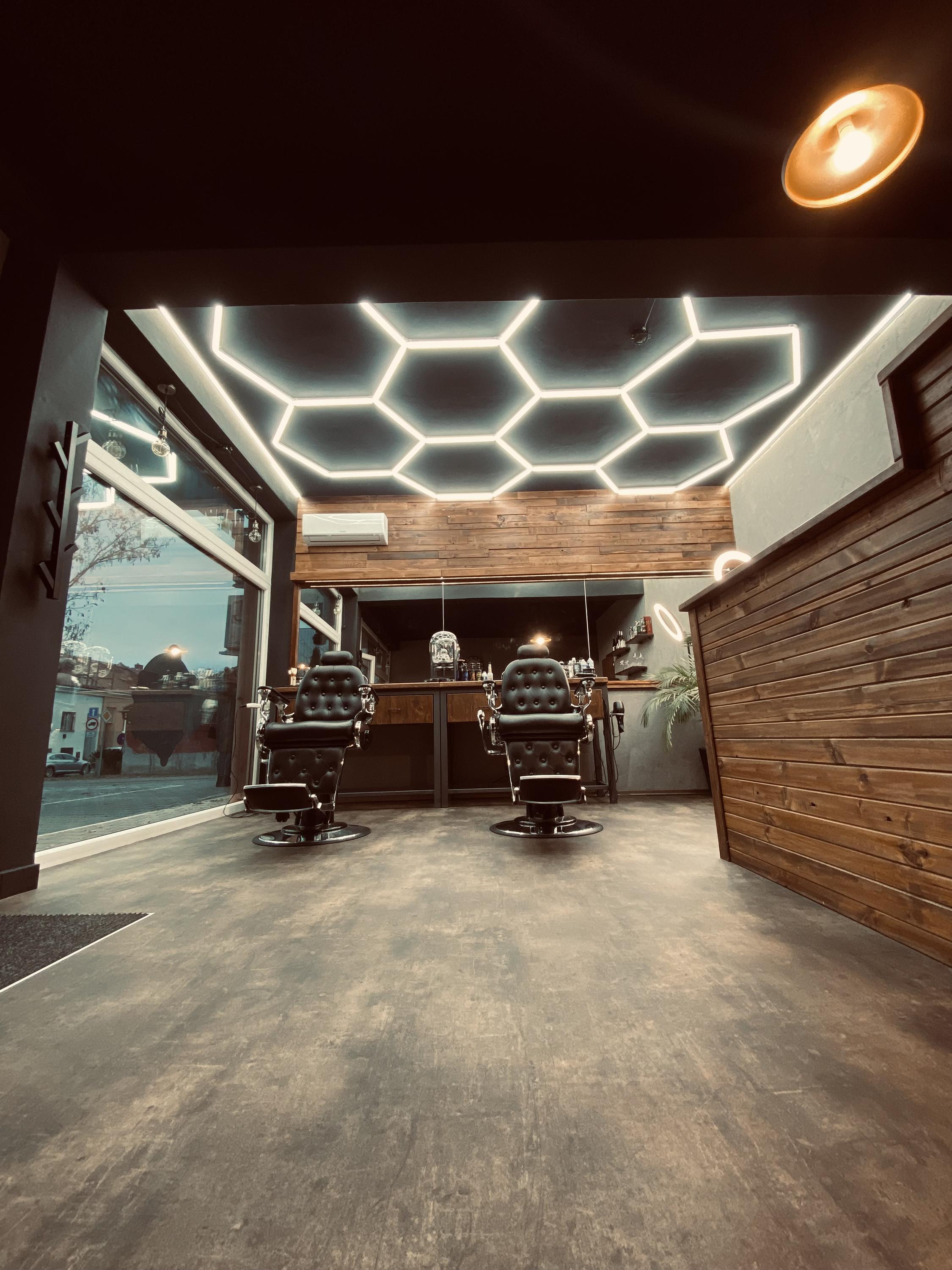 Barbershop Tibcons foto 2