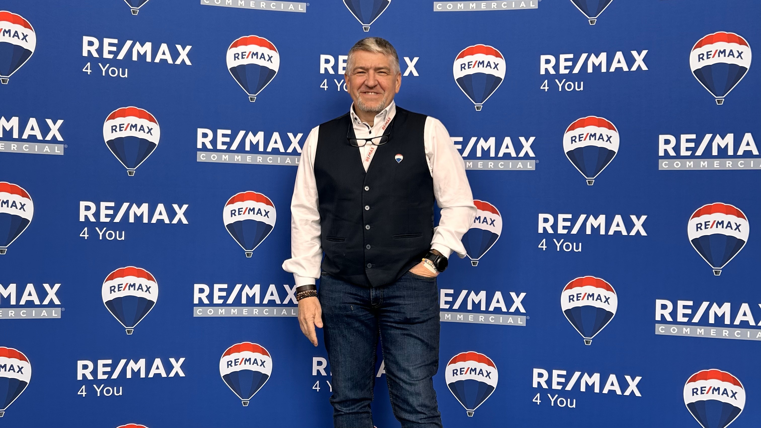 Petr Hloušek, certifikovaný makléř RE/MAX 4 You foto 3