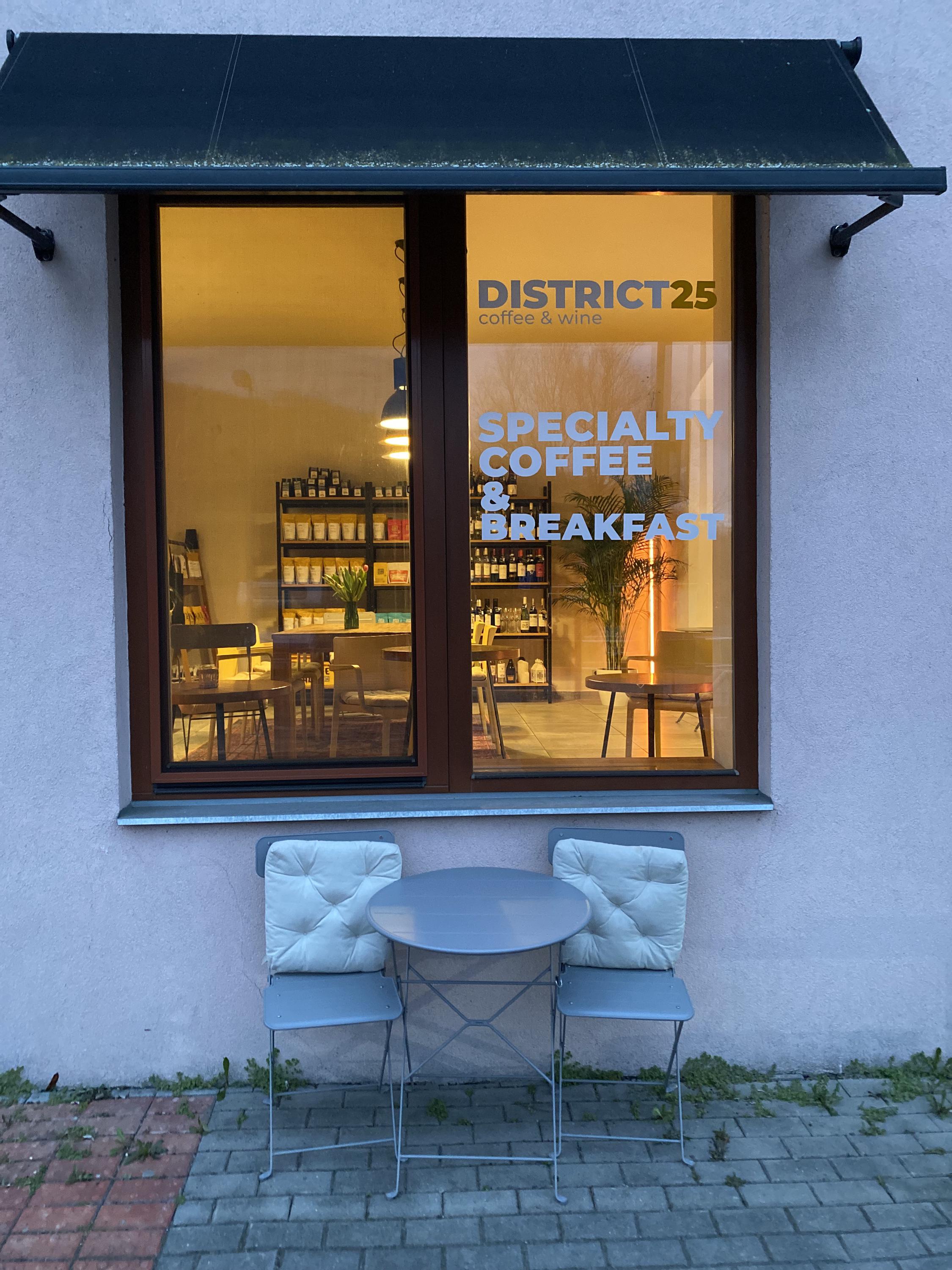 District 25 specialty coffee & wine