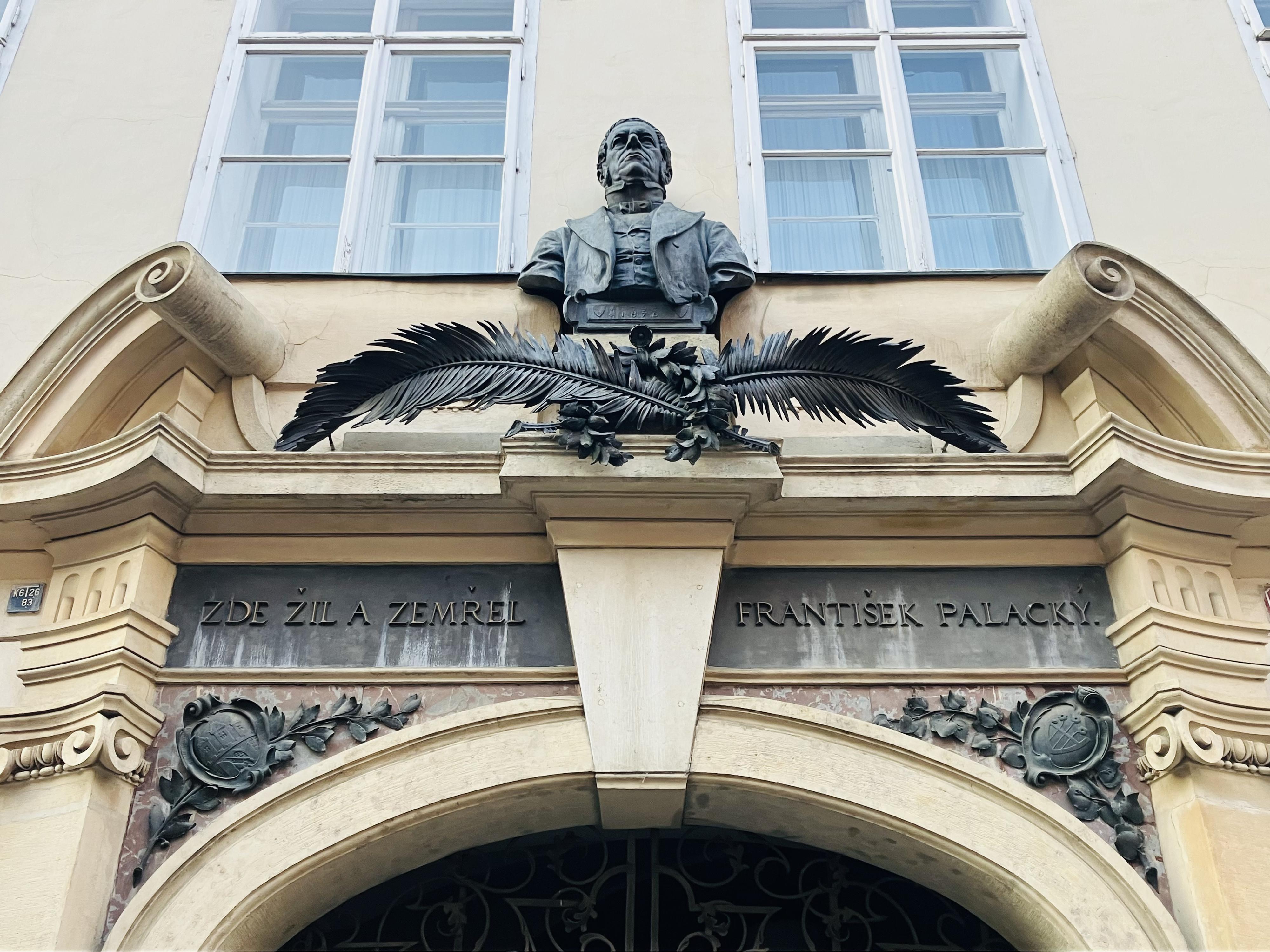 Památník Františka Palackého a Františka Ladislava Riegra foto 2