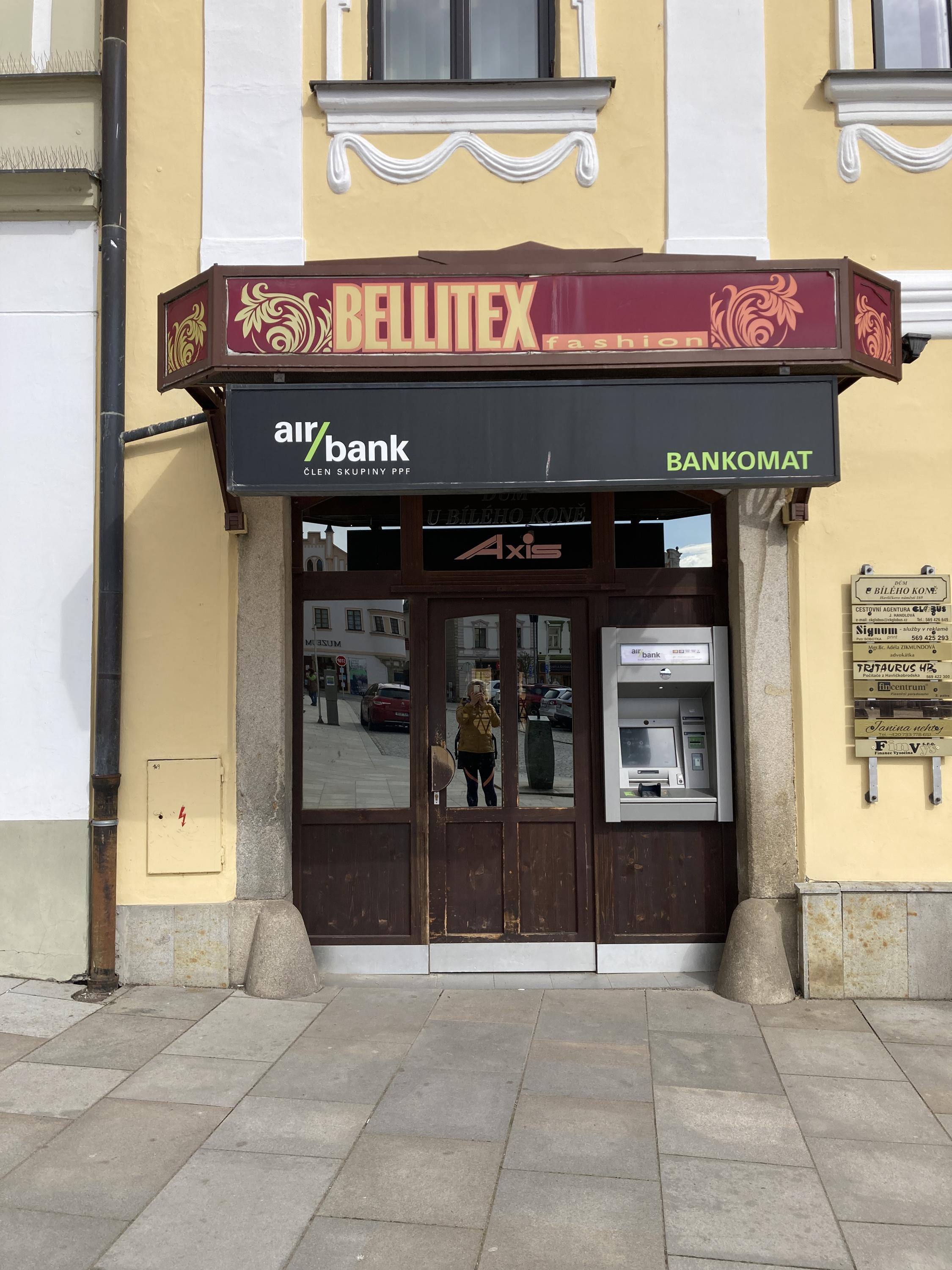 Bankomat Air Bank foto 2