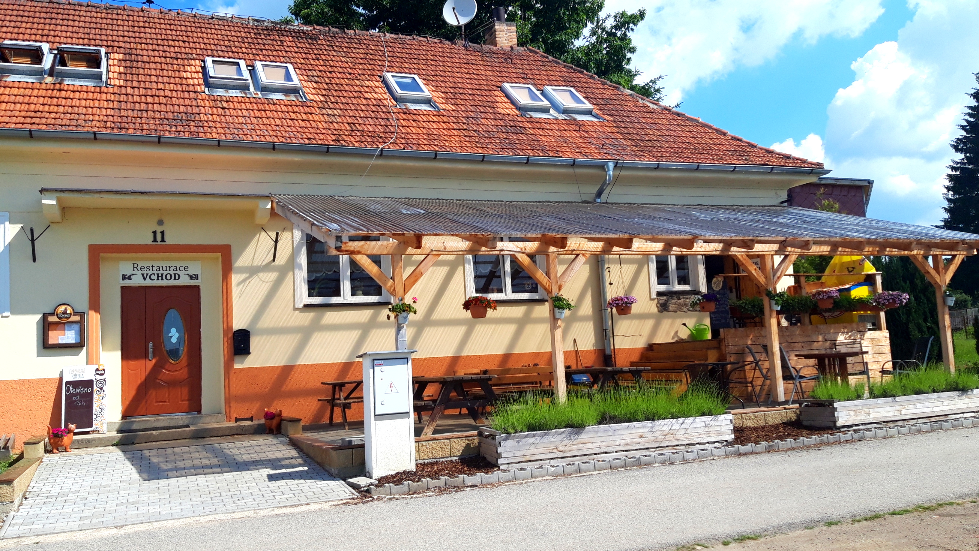 Penzion Na Návsi - restaurace foto 3