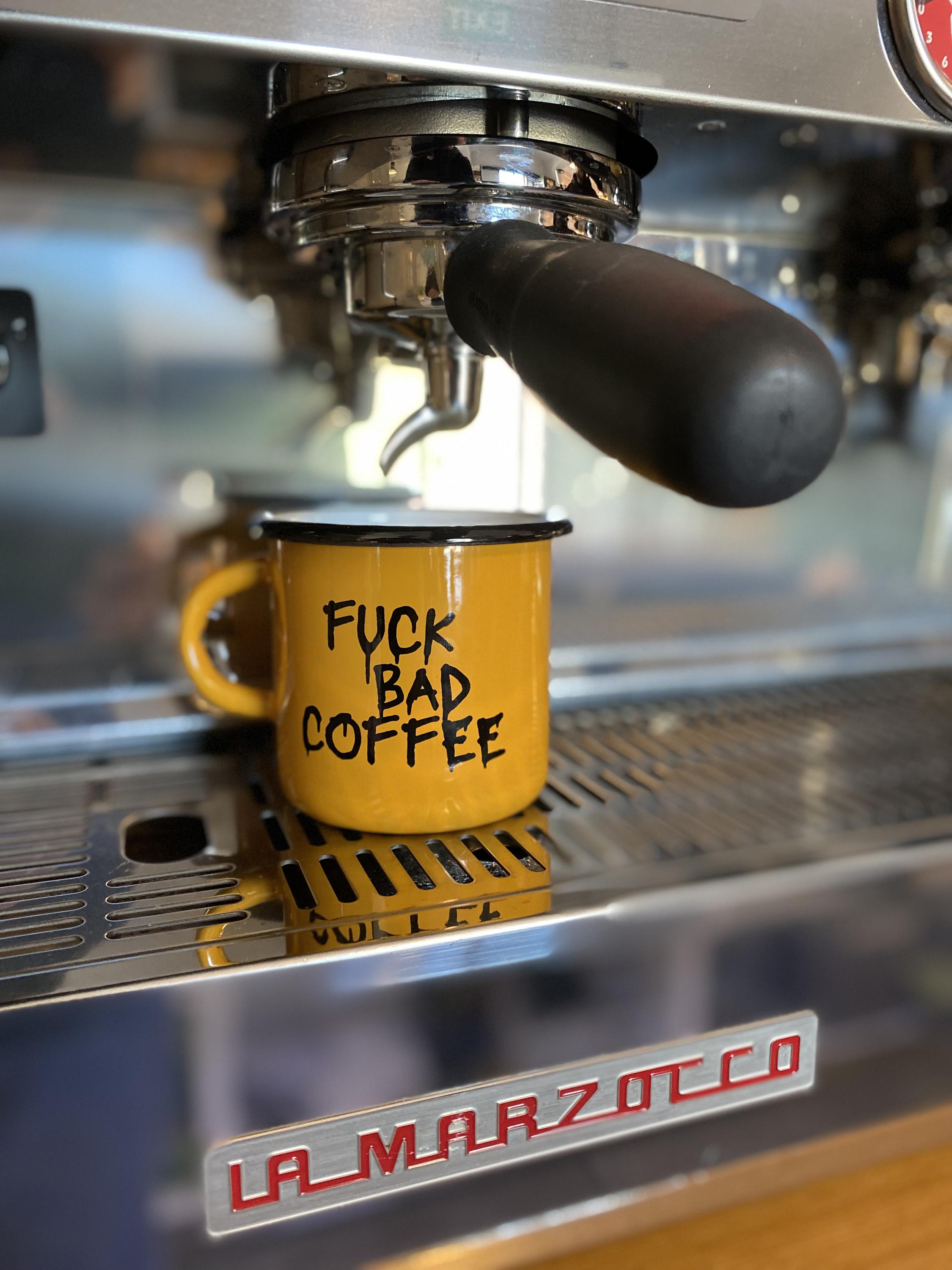 District 25 specialty coffee & wine foto 2