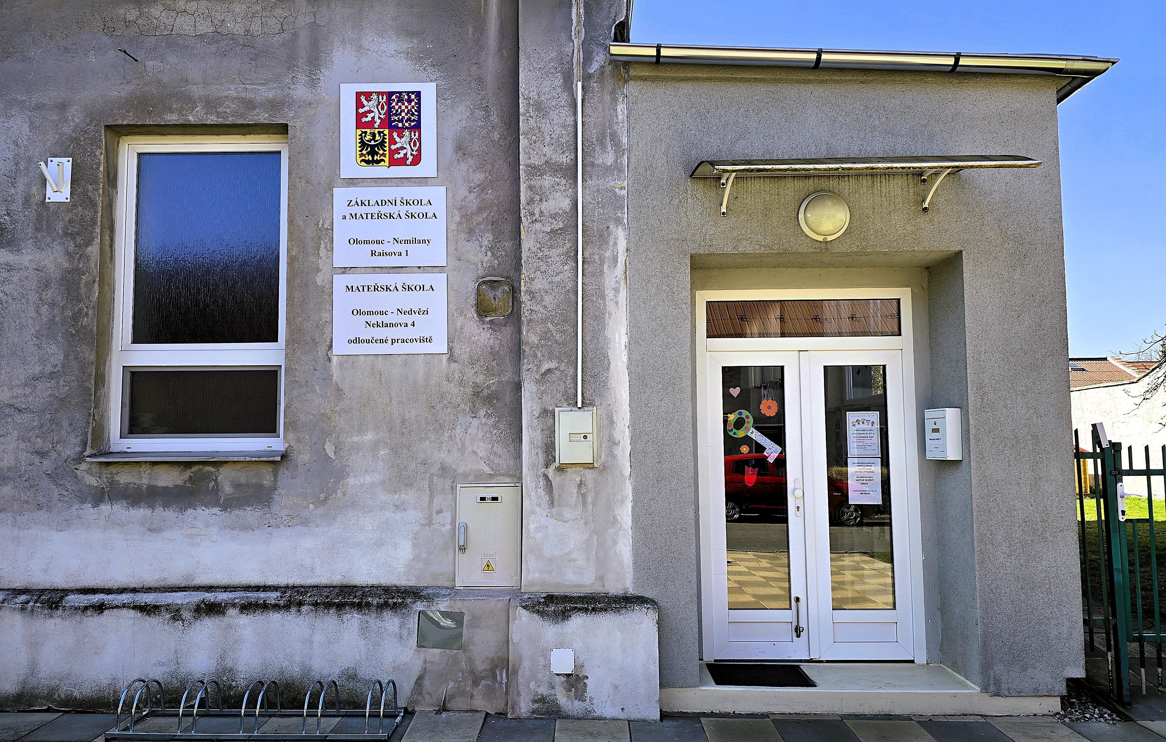 ZŠ a MŠ Olomouc, Neklanova foto 4