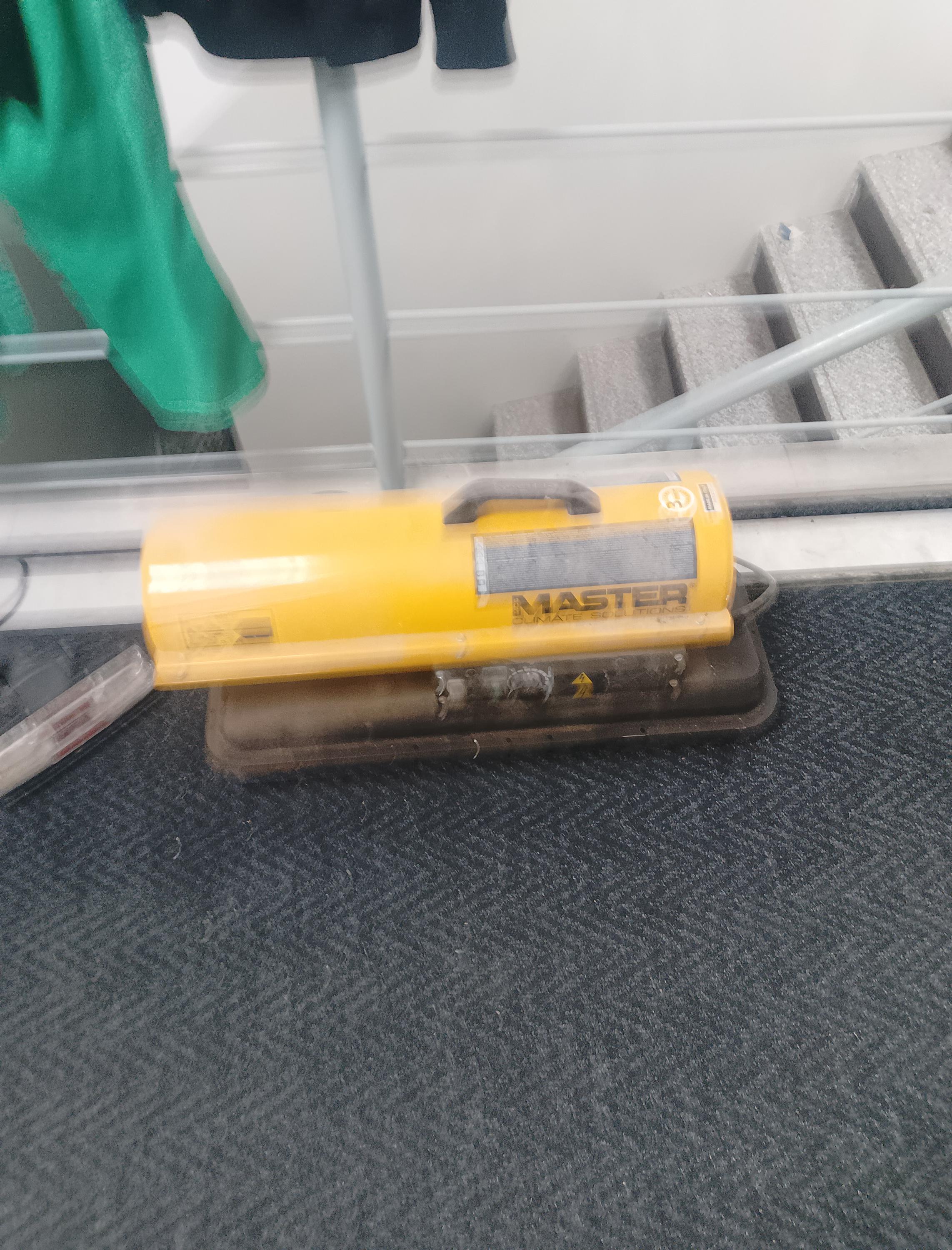 Zastavárna u potoka foto 2