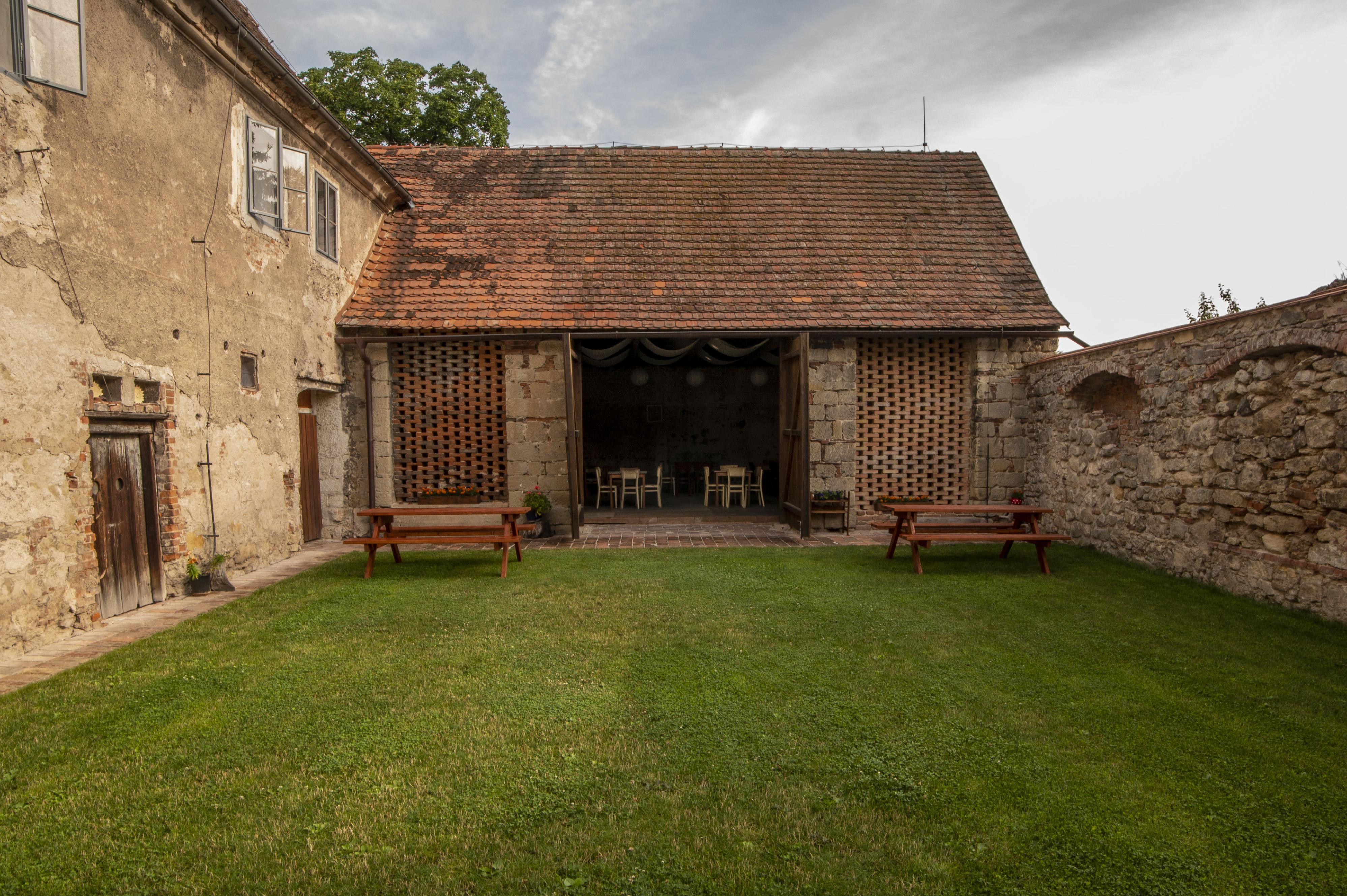 Kapucínský Klášter FOKUS MB