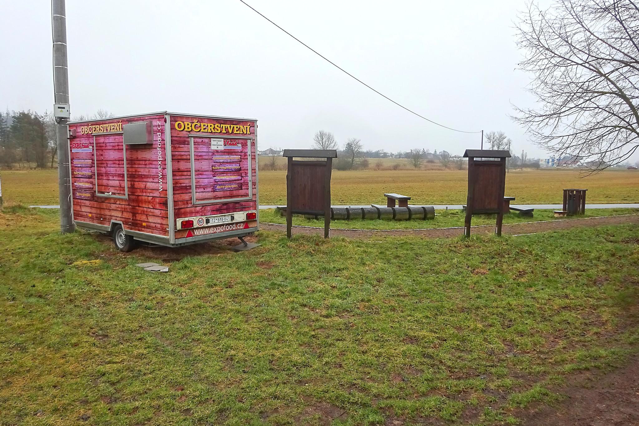 Občerstvení U Jezu foto 3