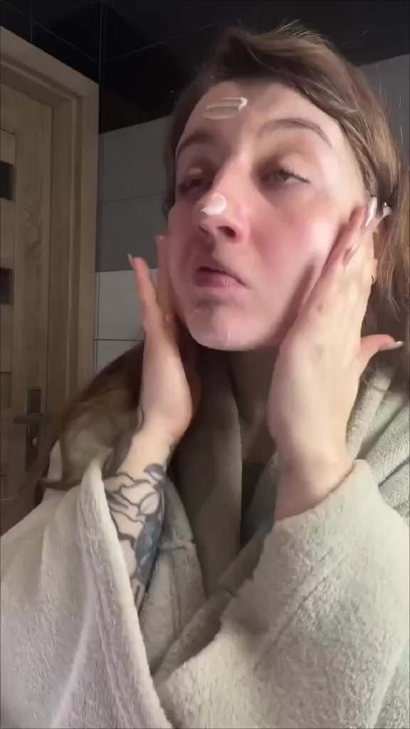 Beauty obchod foto 2 (náhled videa)