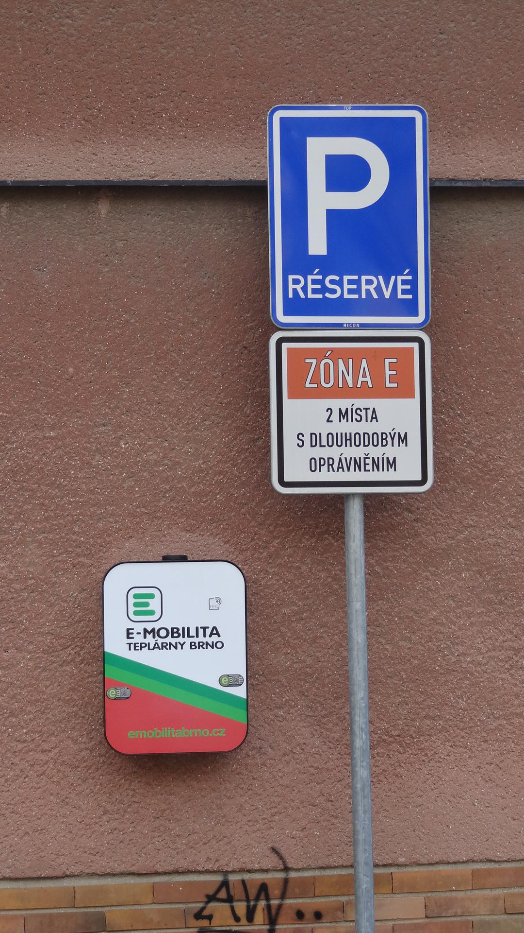 Teplárny Brno, a.s. - nabíjecí stanice foto 3