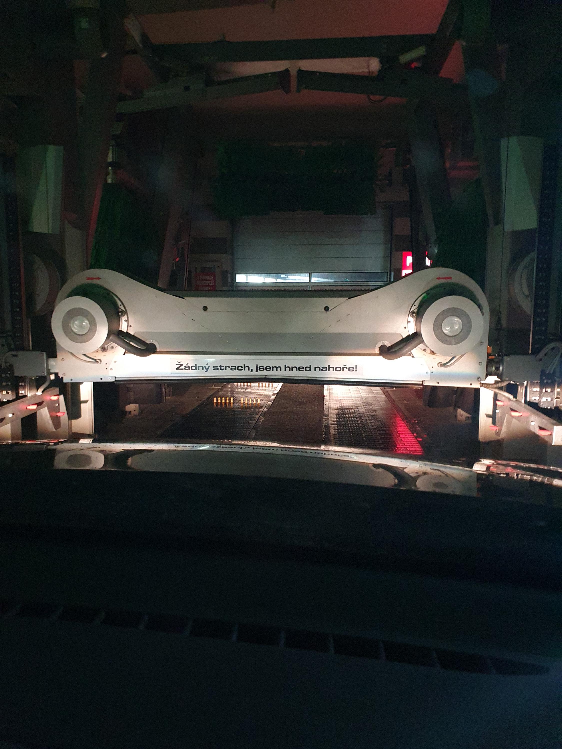 Mycí centrum Plzeňská STK, s.r.o. foto 3