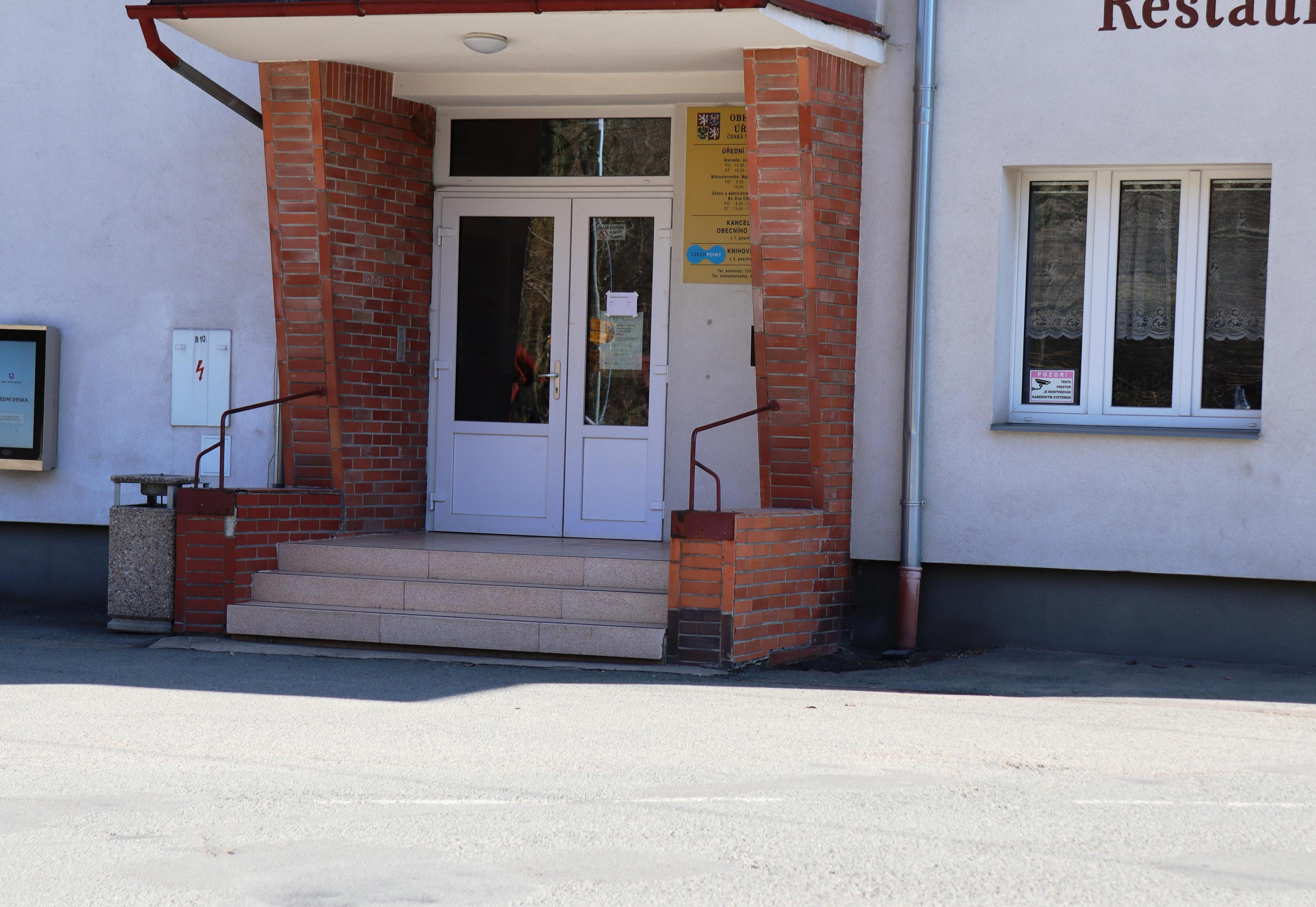 Restaurace Na křižovatce foto 4