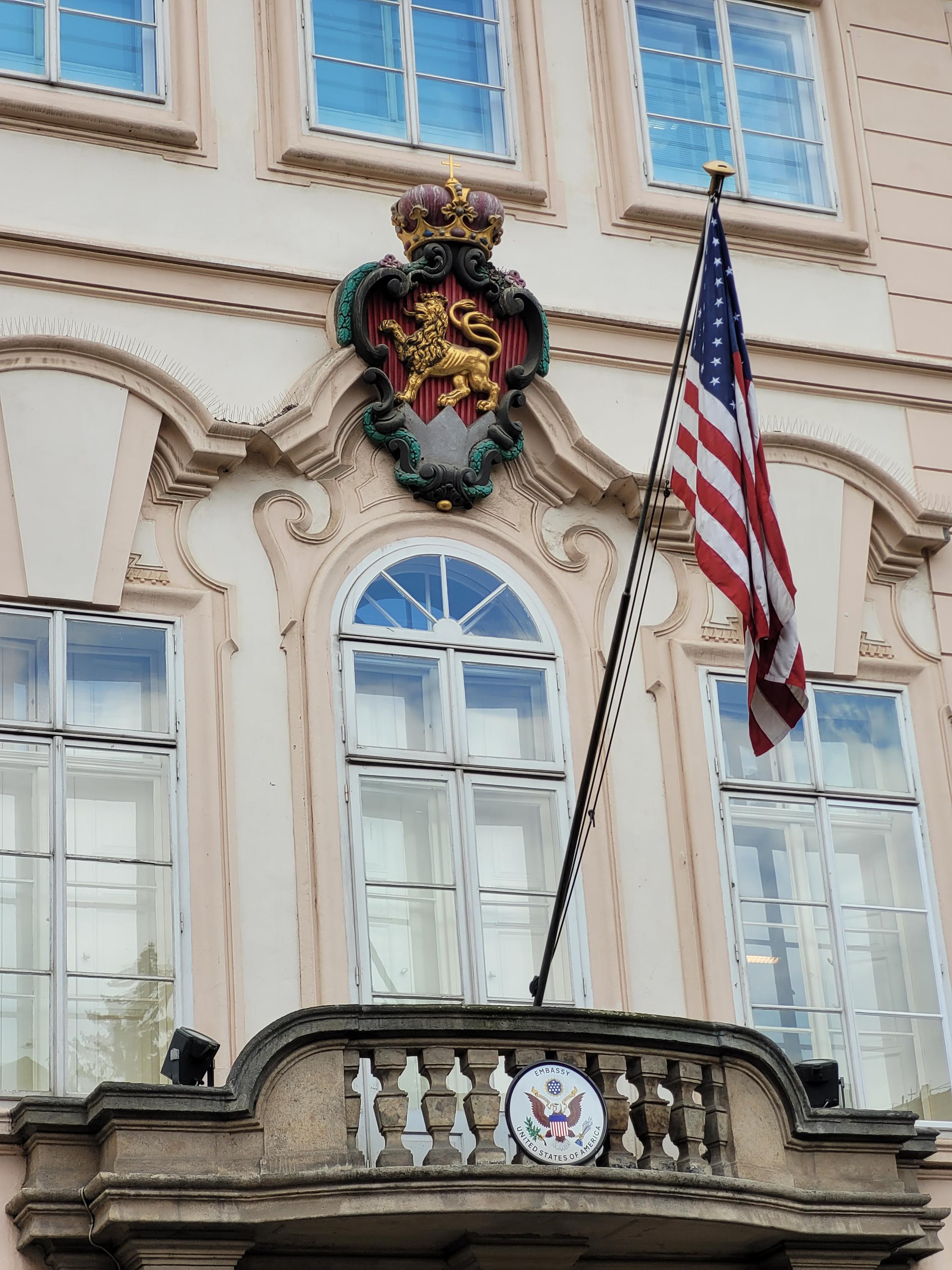 USA - Velvyslanectví Spojených států amerických foto 2